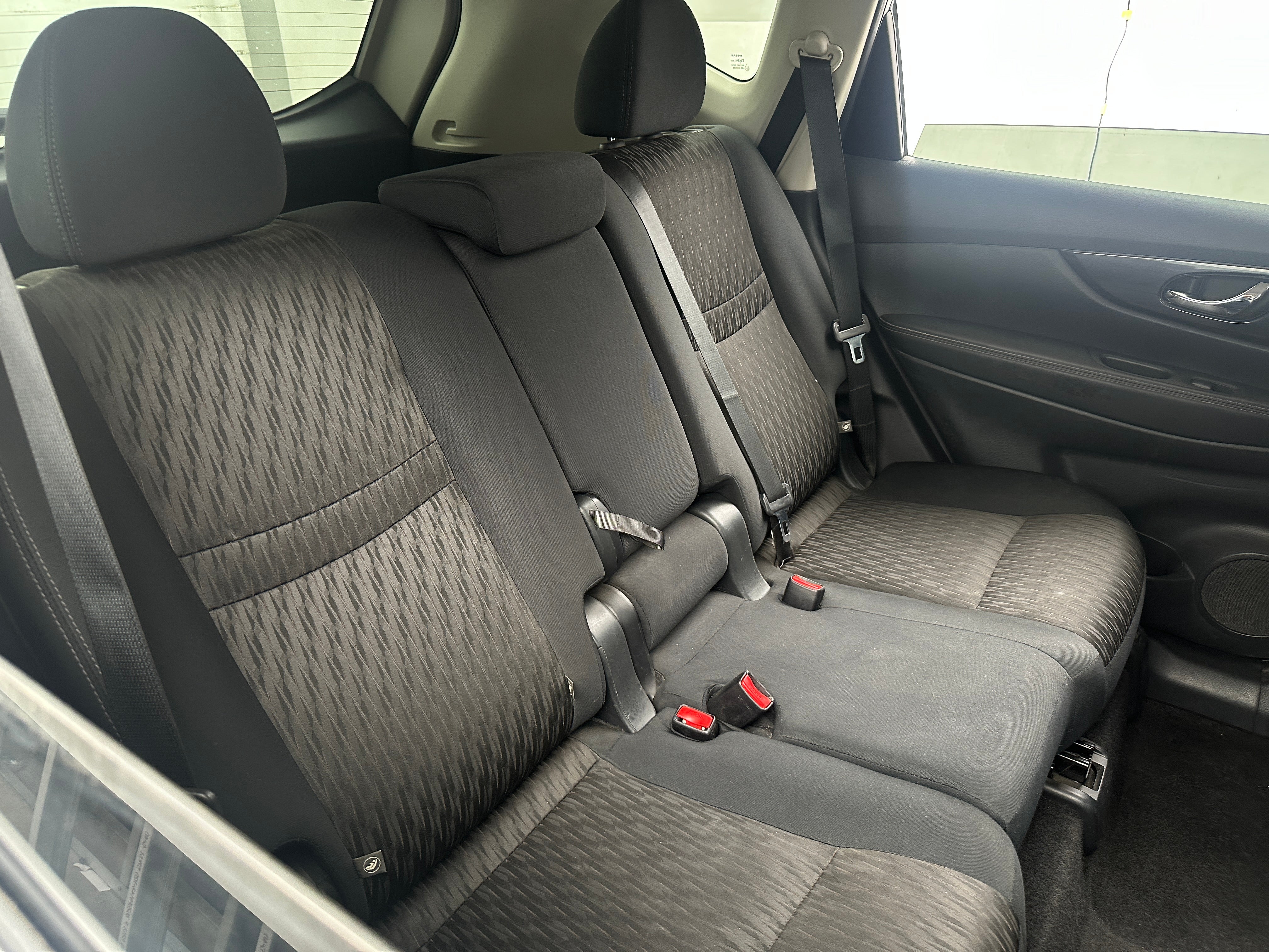 2018 Nissan Rogue SV 6