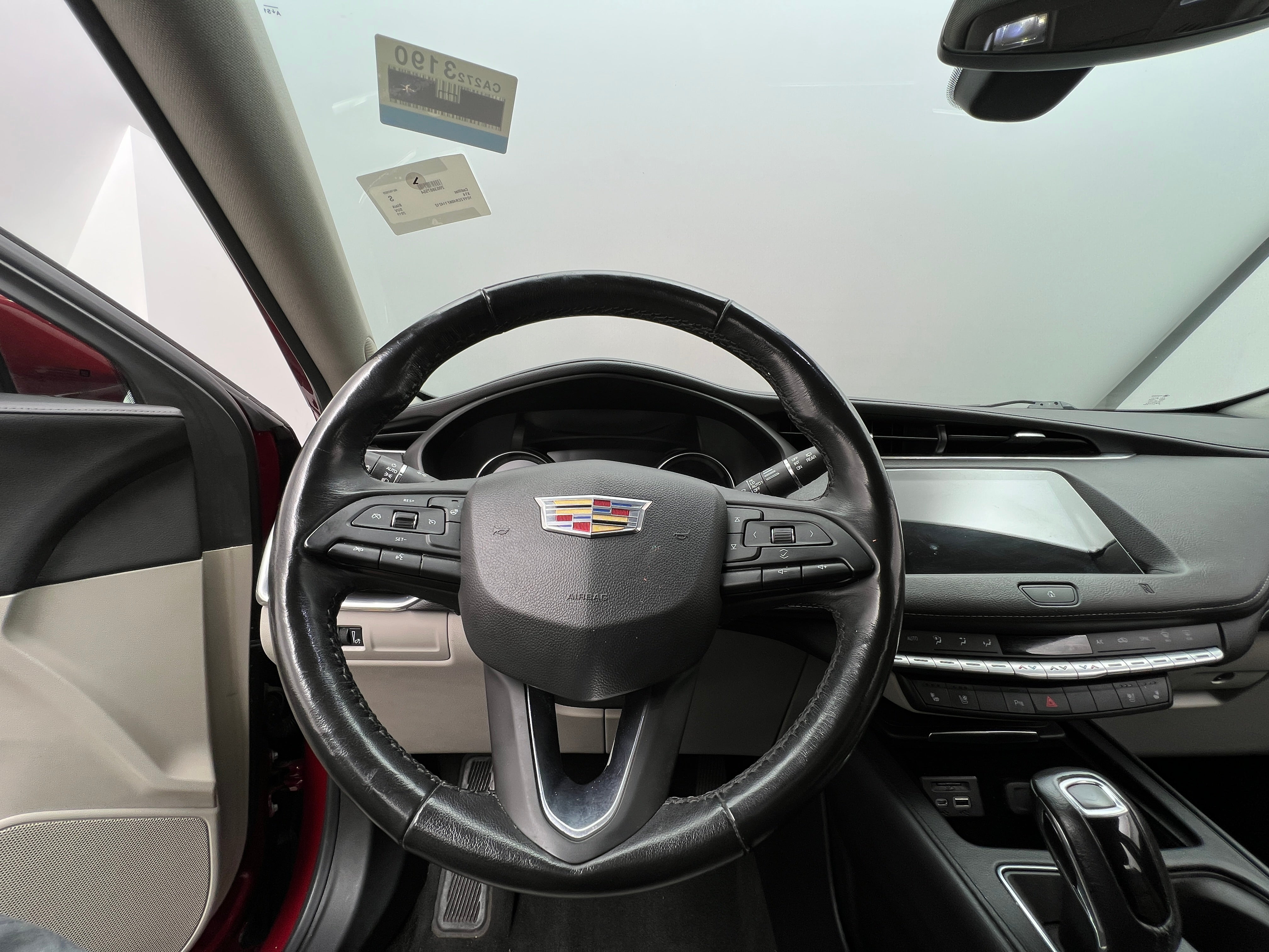 Thumbnail: 2019 Cadillac XT4 - 4