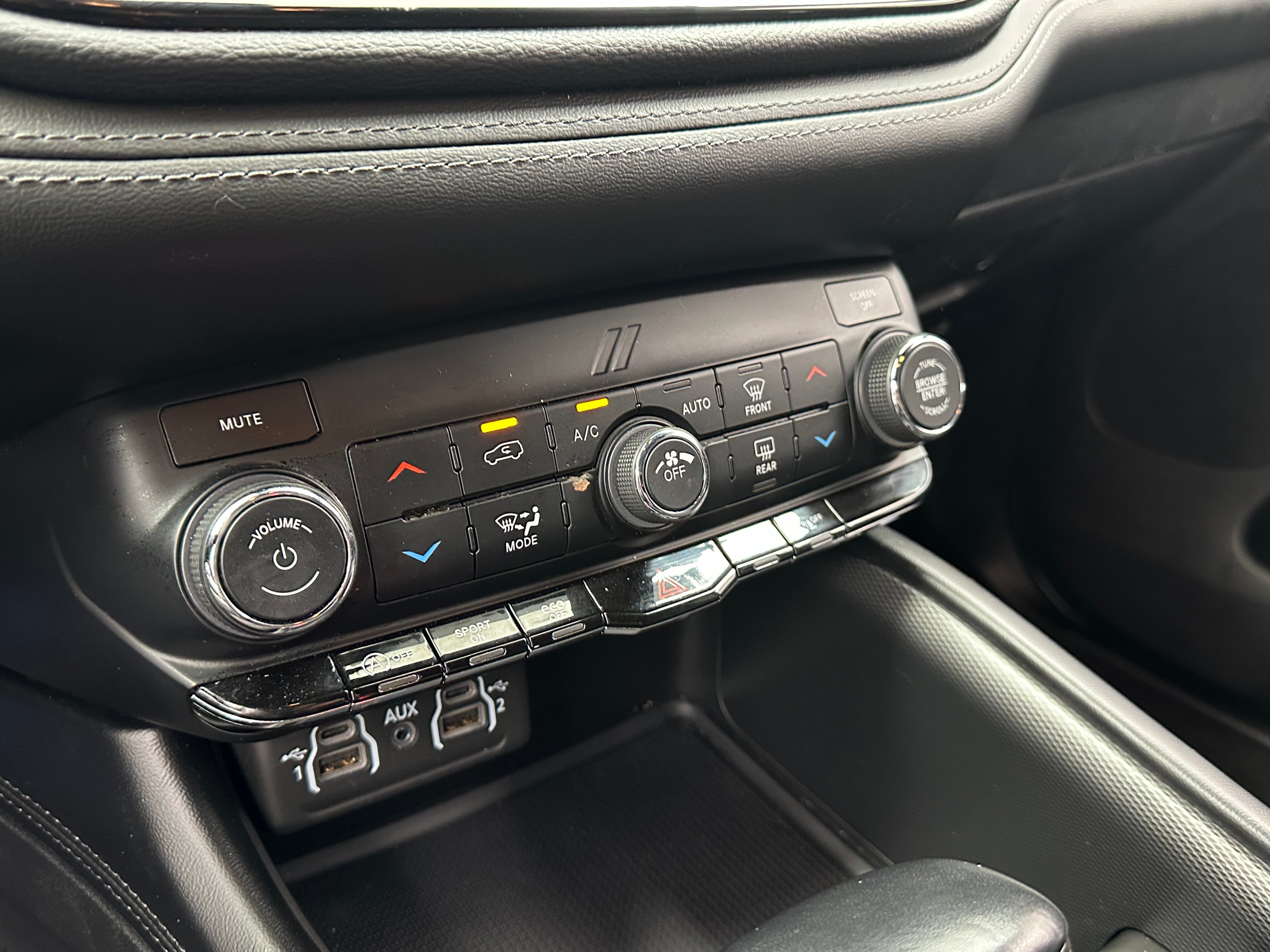 2021 Dodge Durango GT 4