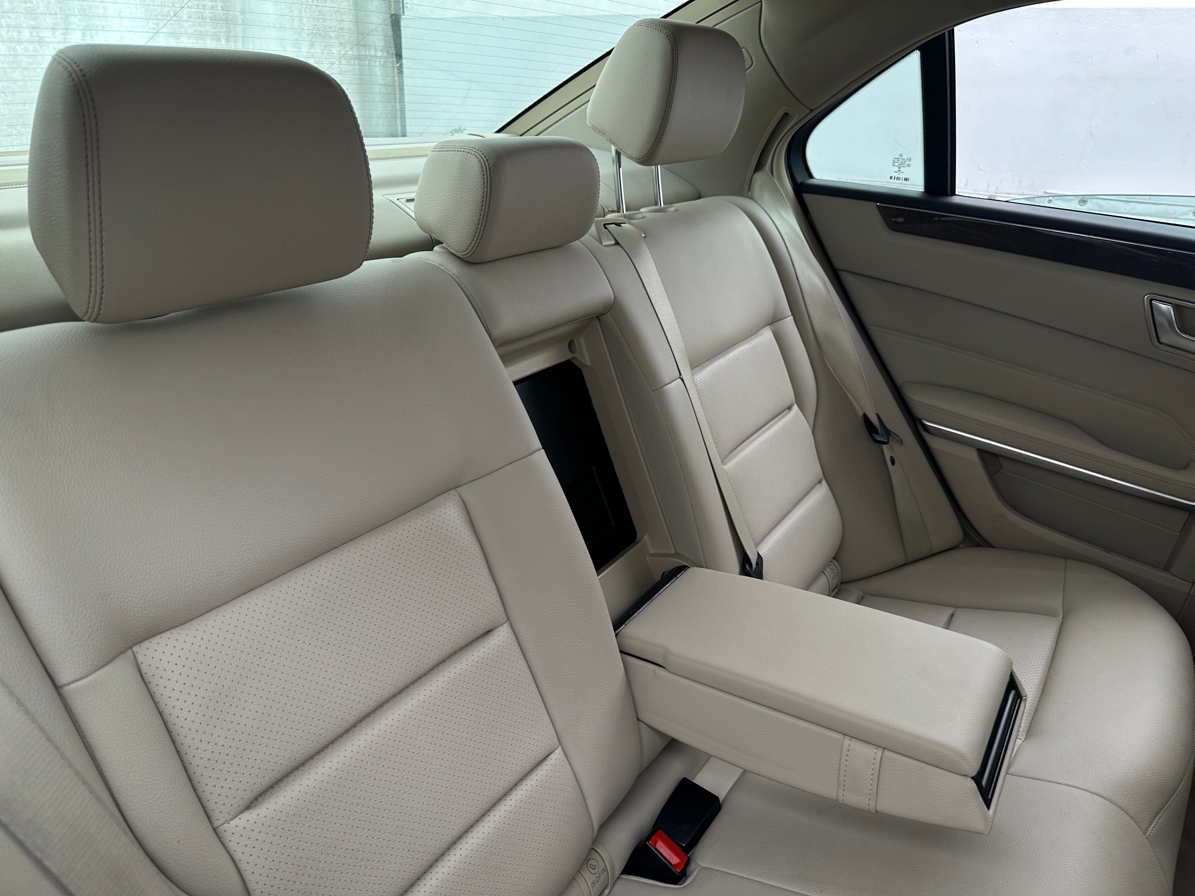 2016 Mercedes-Benz E-Class E 350 5