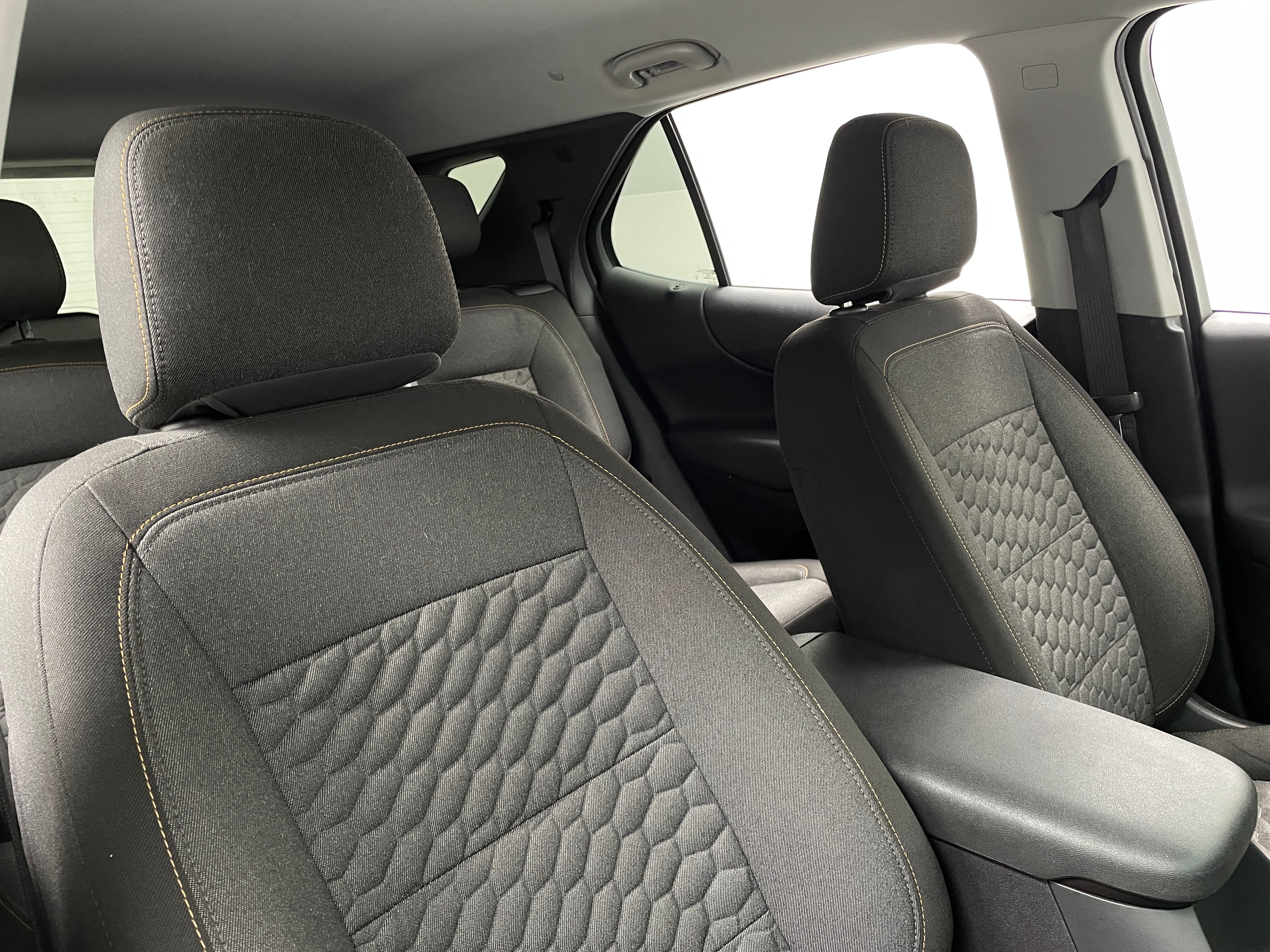 2021 Chevrolet Equinox LT 2