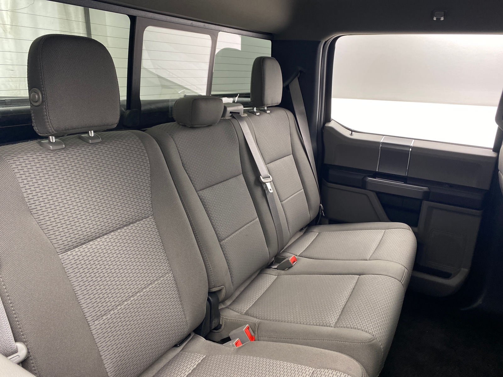 Thumbnail: 2019 Ford Econoline - 6