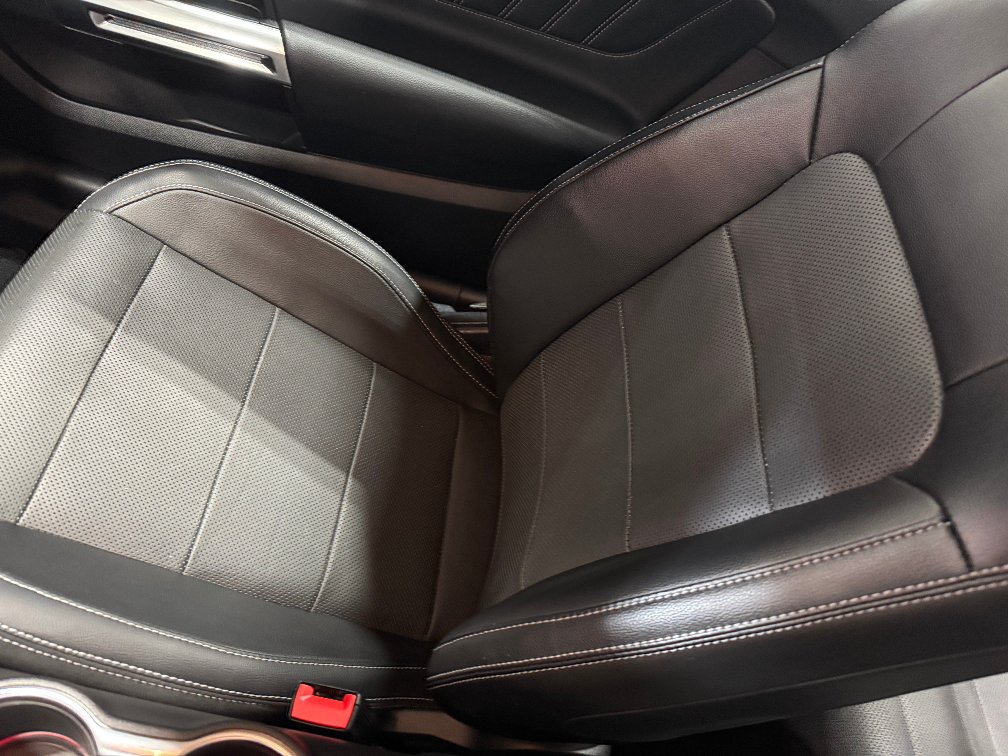 2019 Ford Mustang GT Premium 2