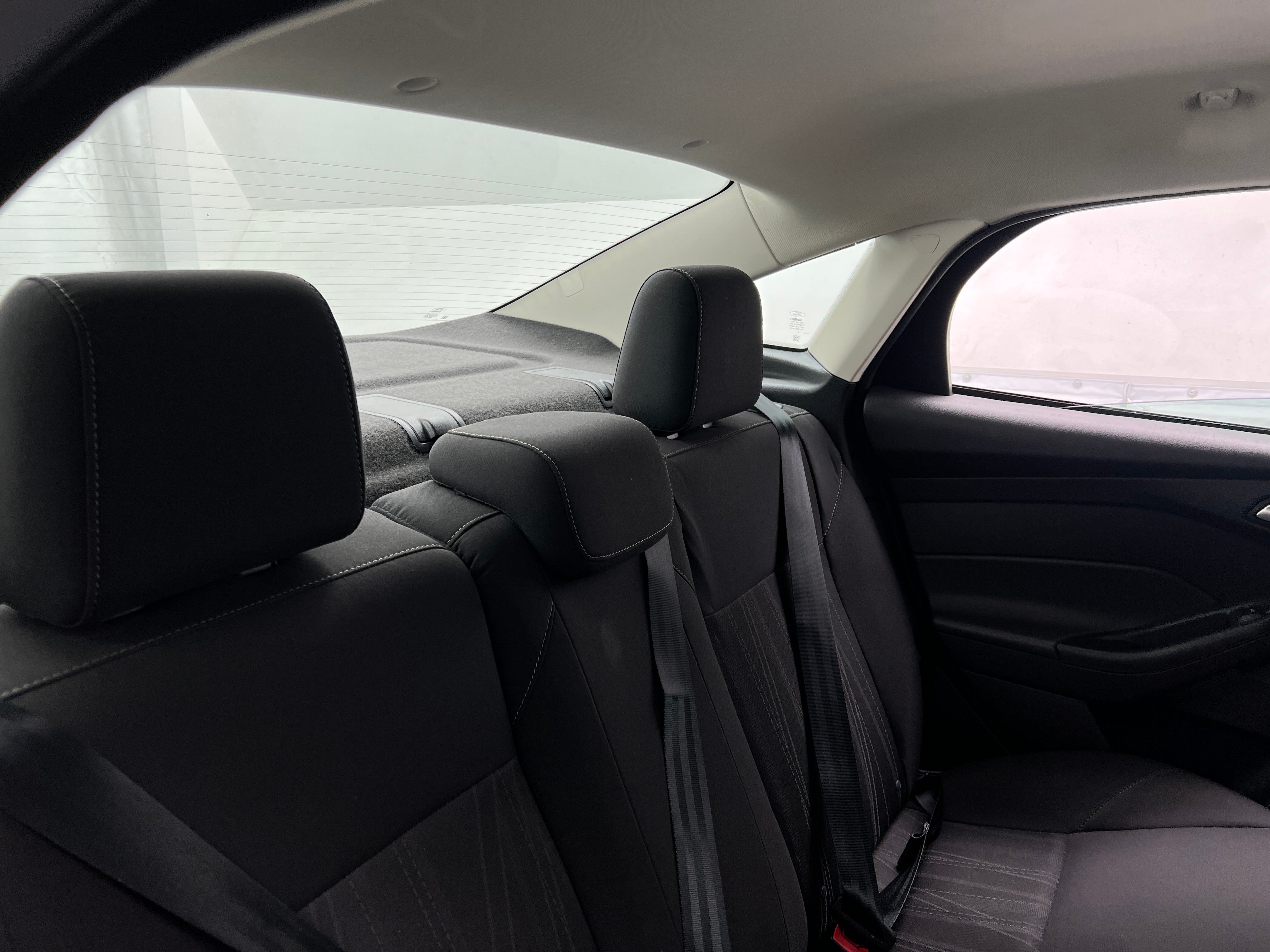 2016 Ford Focus SE 6