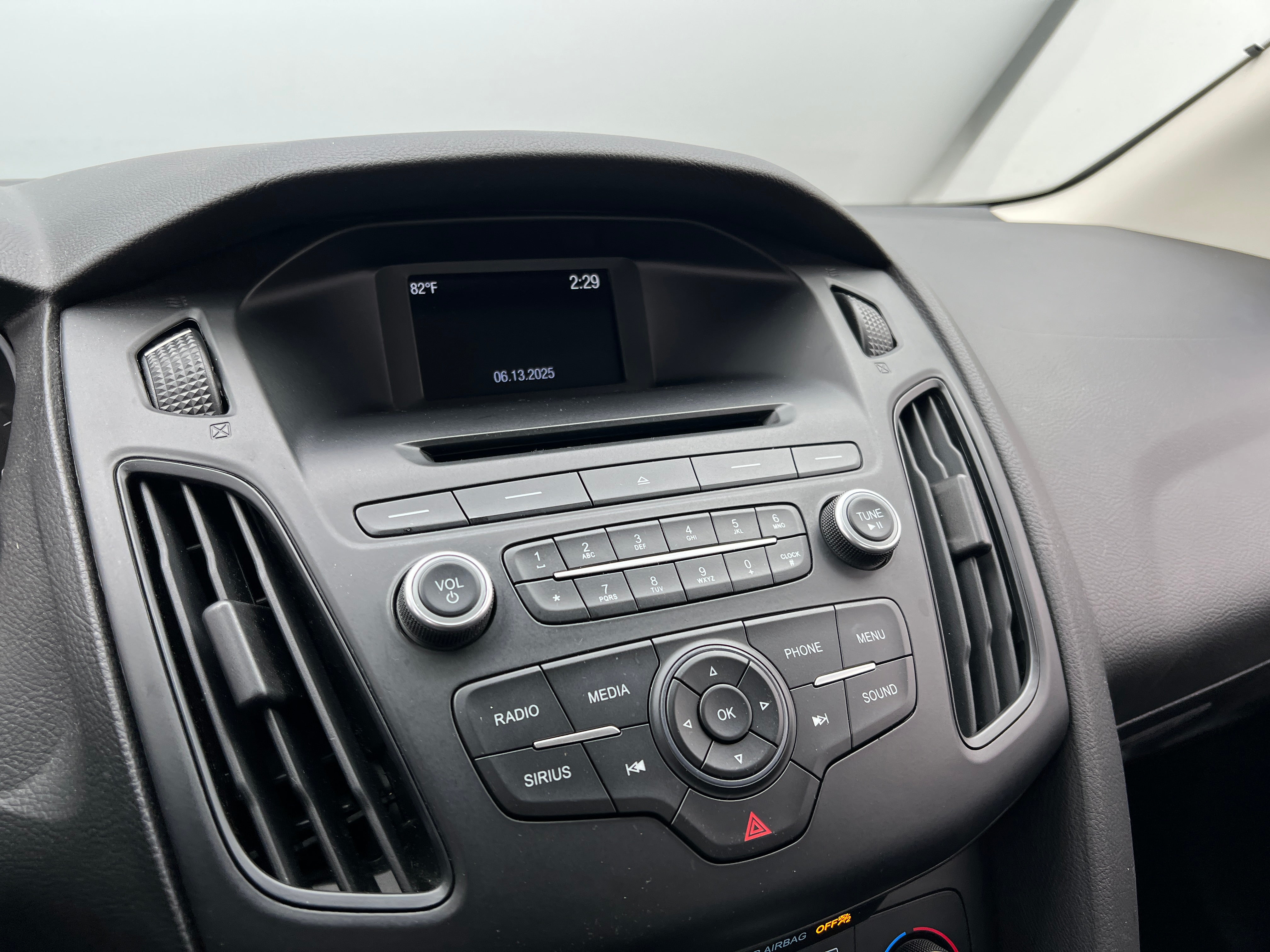 2016 Ford Focus SE 4