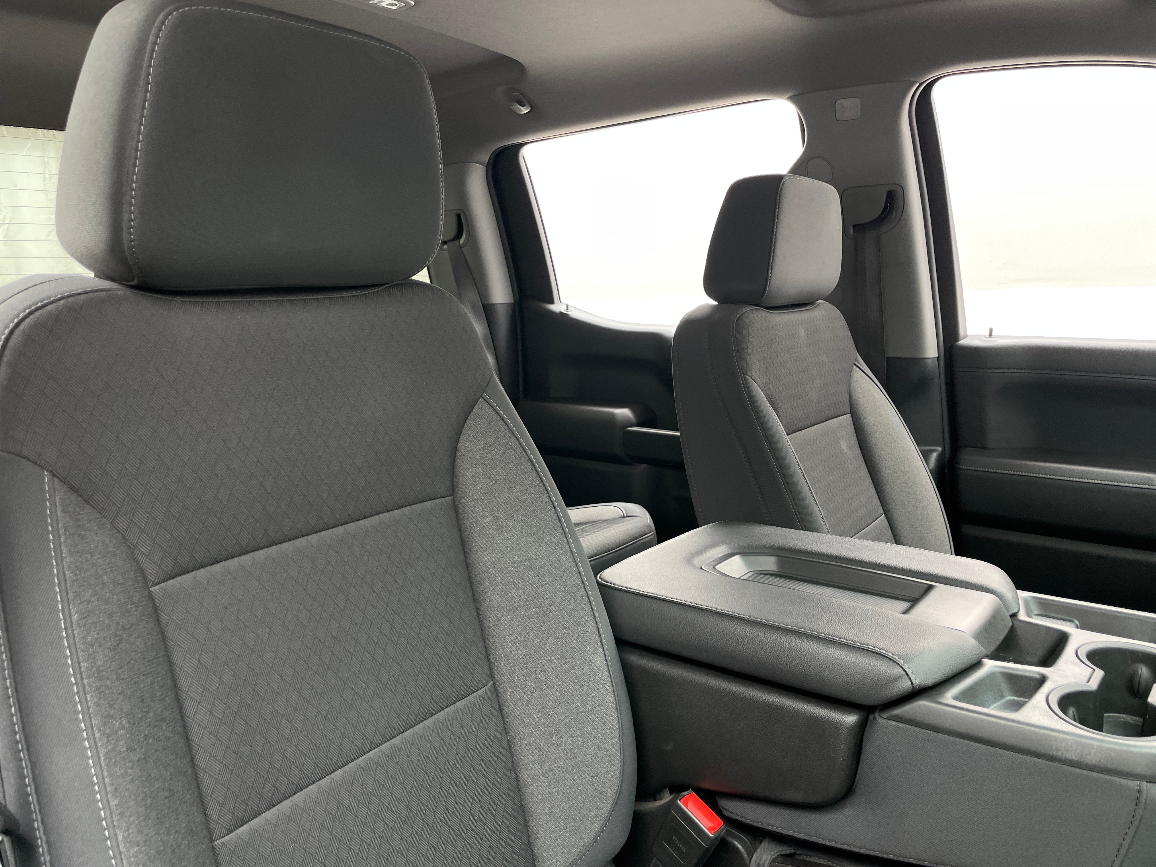 2020 Chevrolet Silverado 1500 LT 2