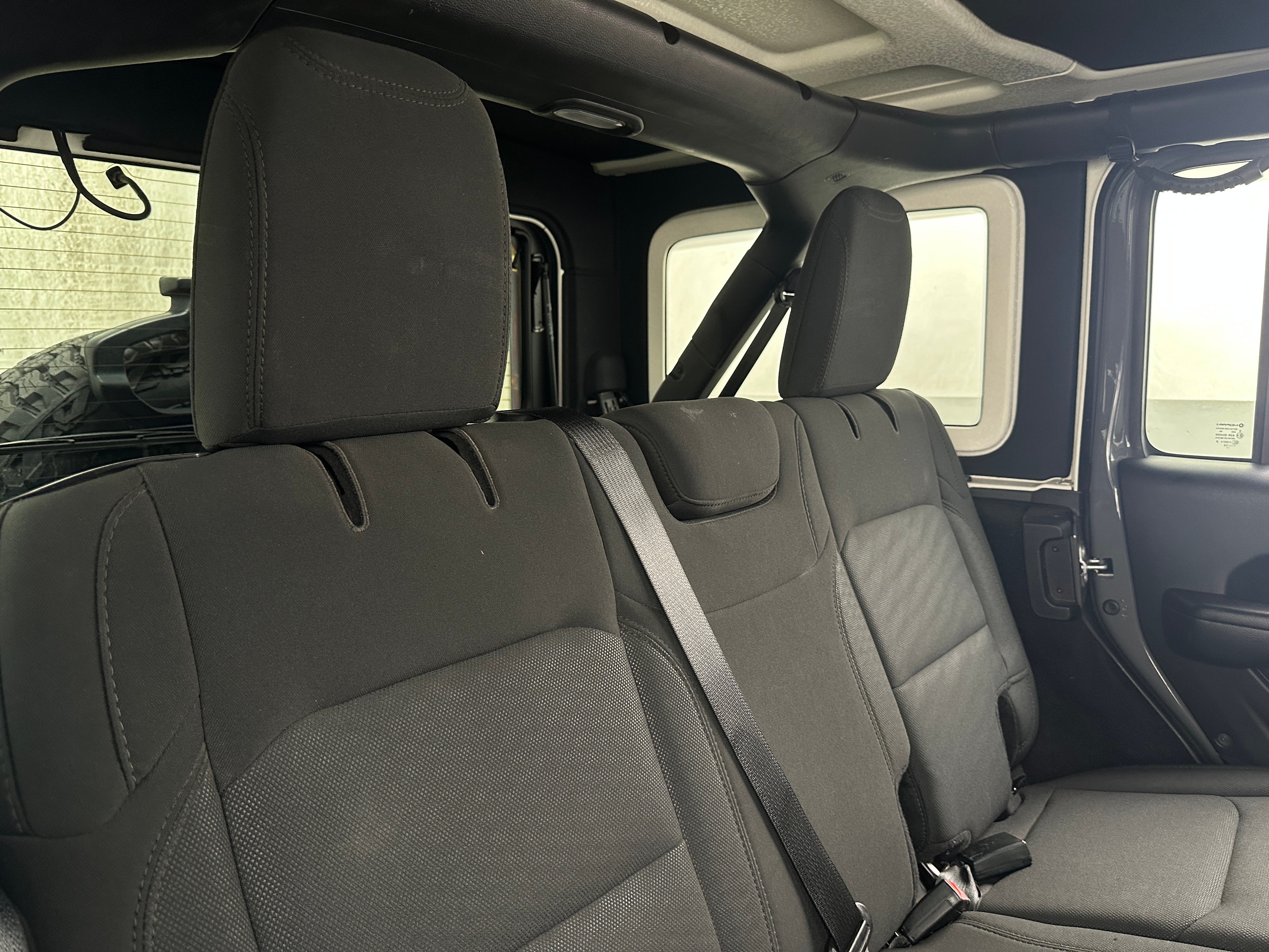 Thumbnail: 2019 Jeep Wrangler - 6