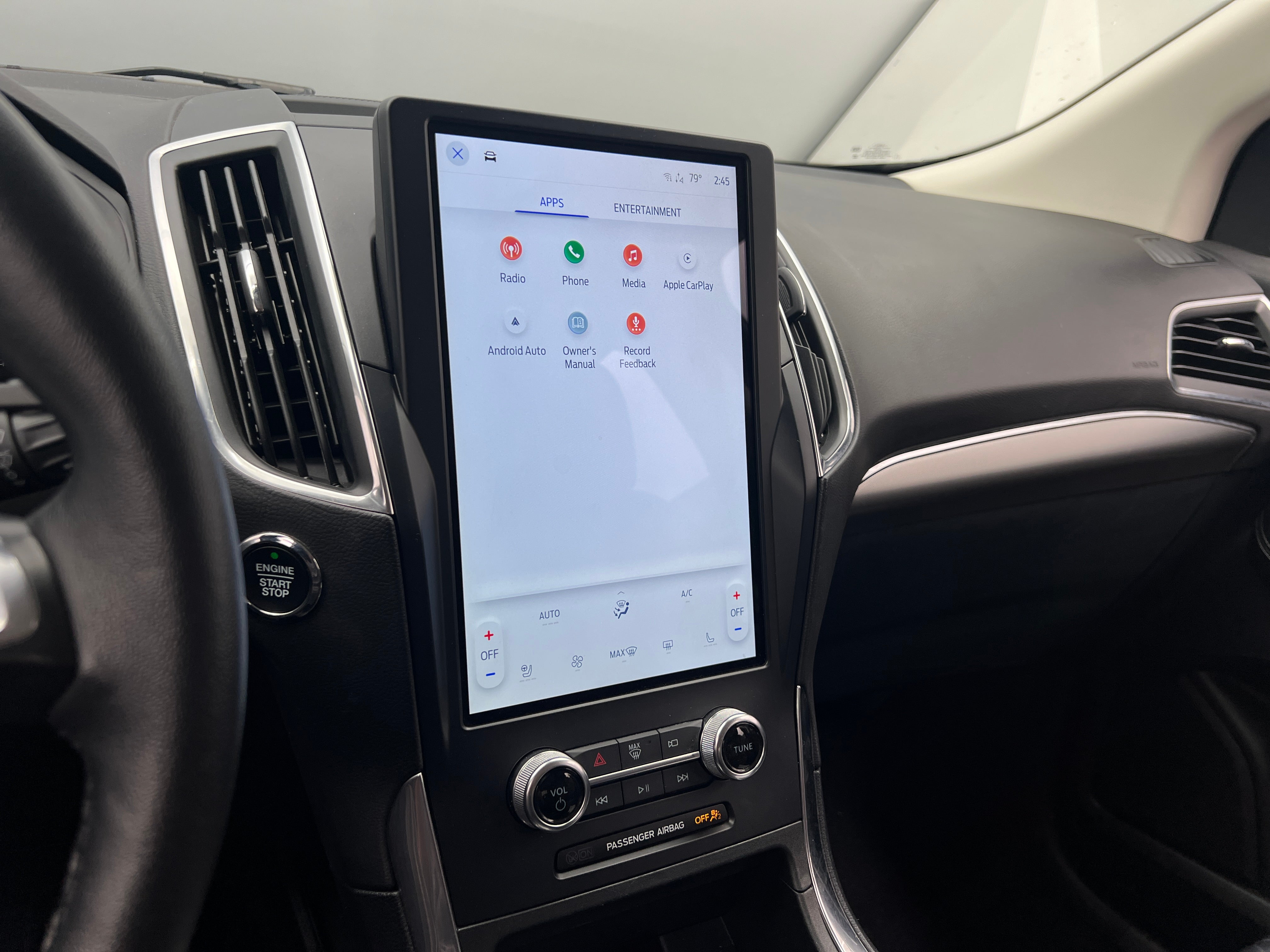 2024 Ford Edge Titanium 3