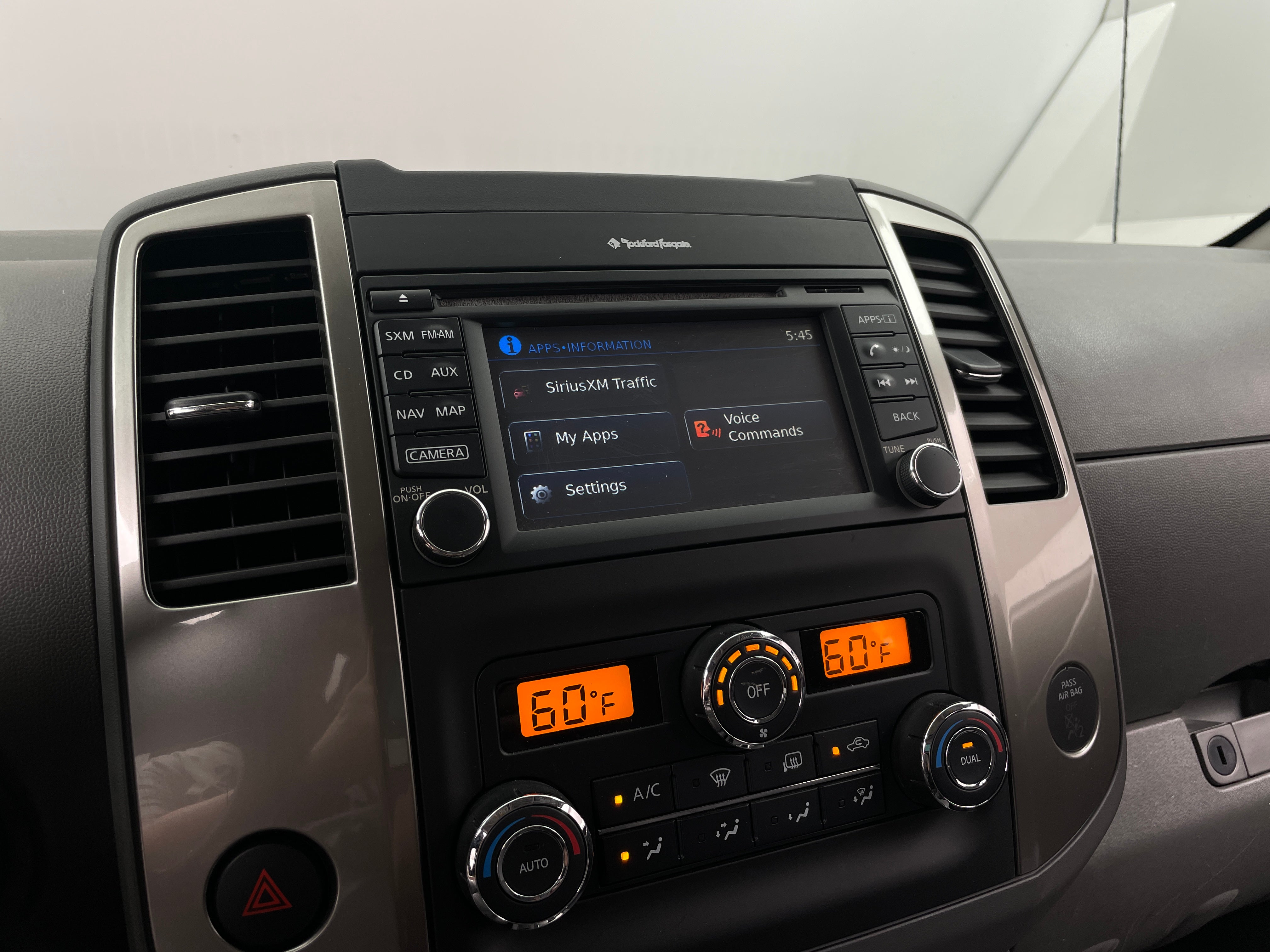 2019 Nissan Frontier SL 3