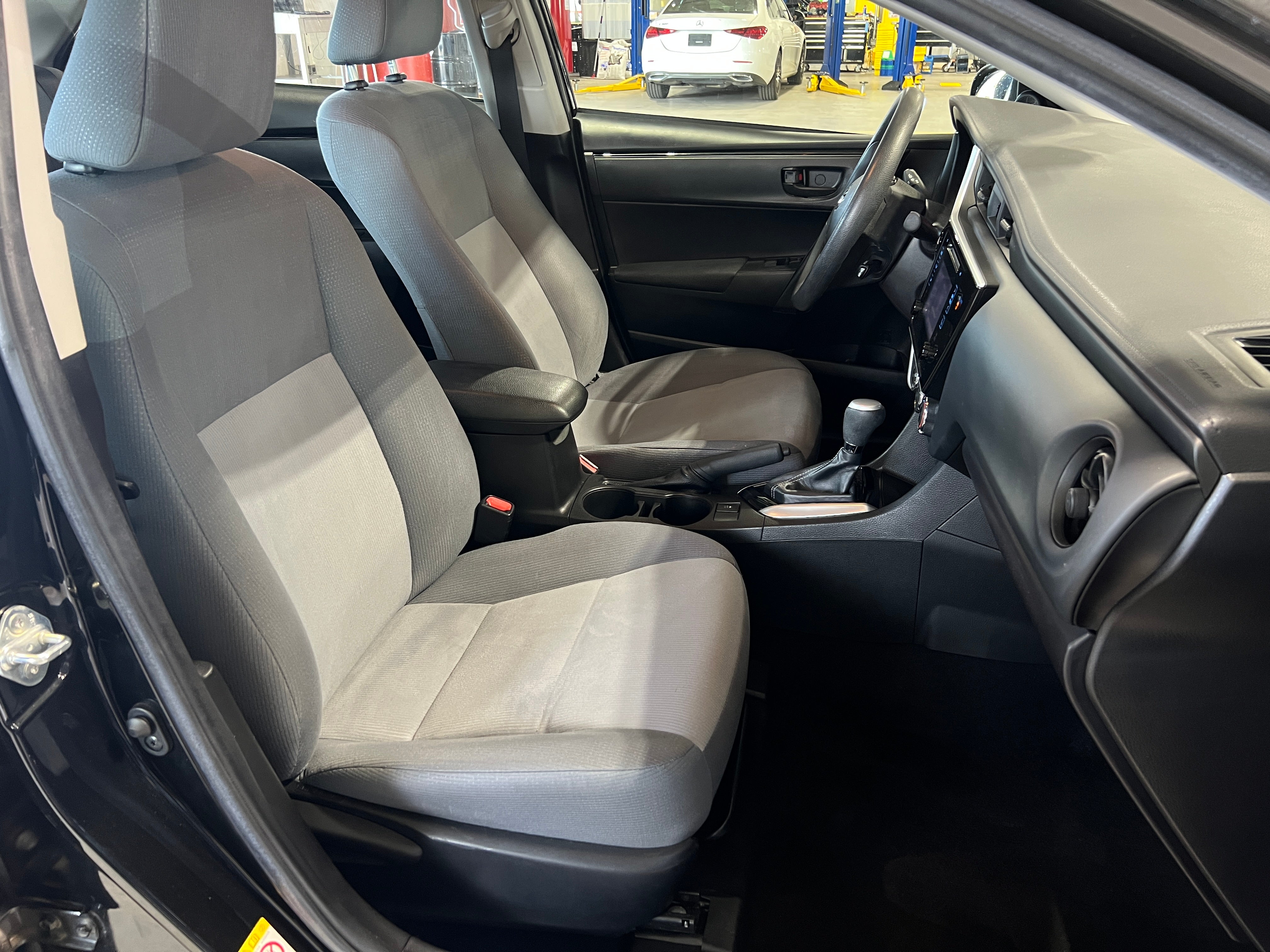2019 Toyota Corolla L 2