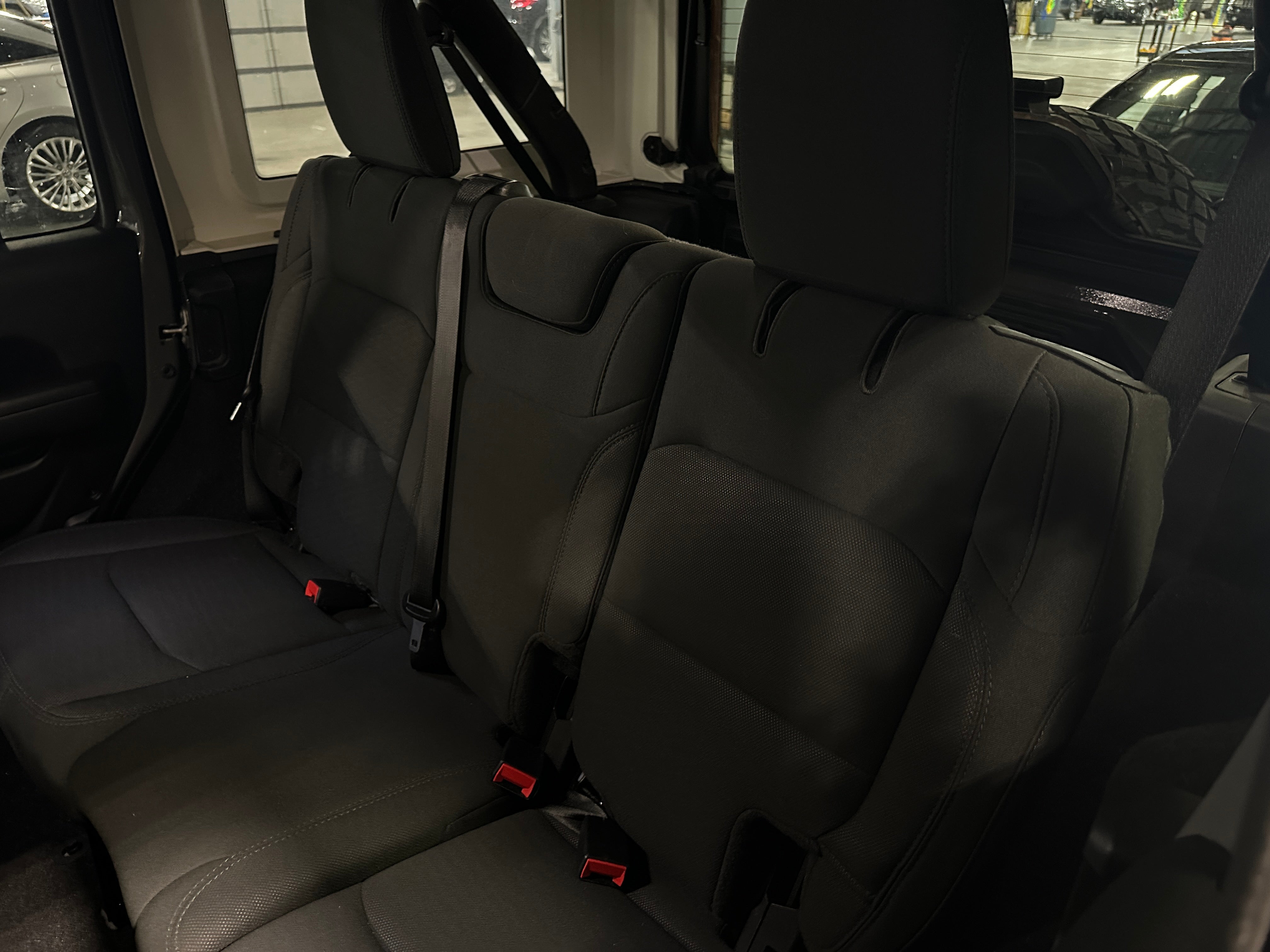 2020 Jeep Wrangler Unlimited Willys 6