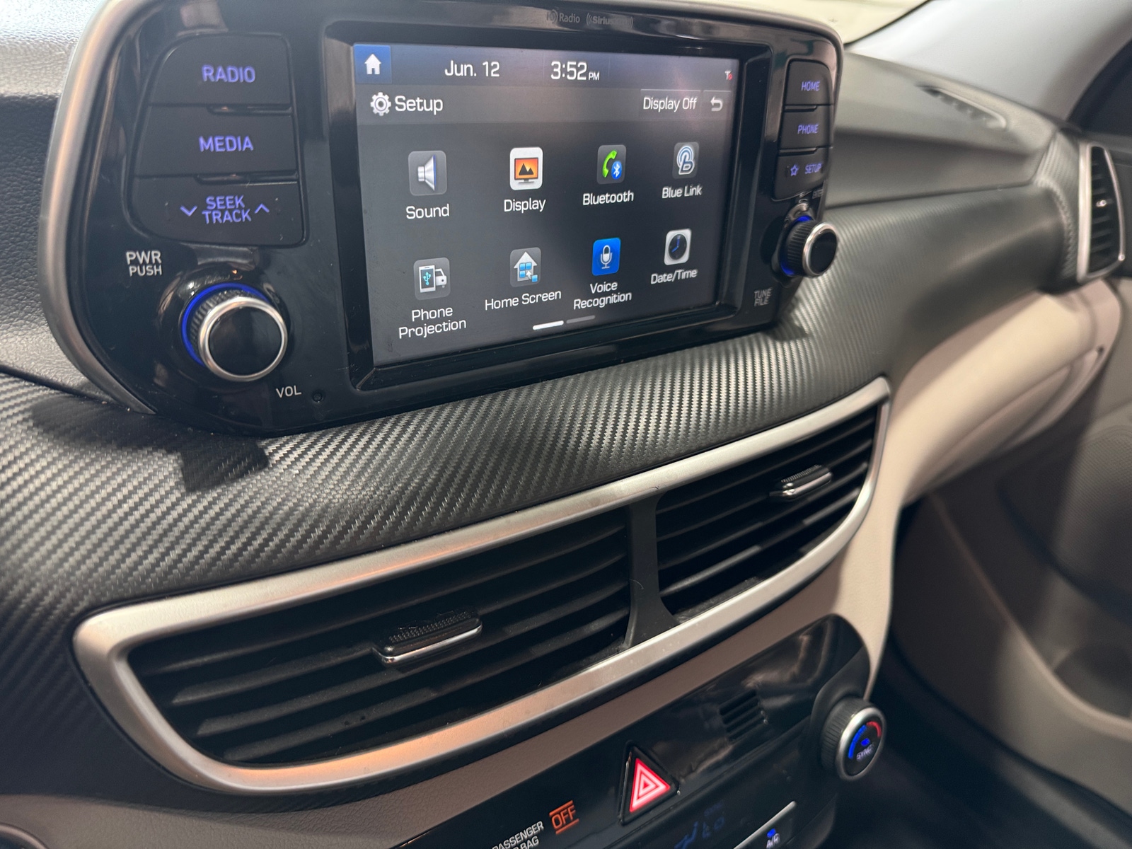 Thumbnail: 2020 Hyundai Tucson - 4