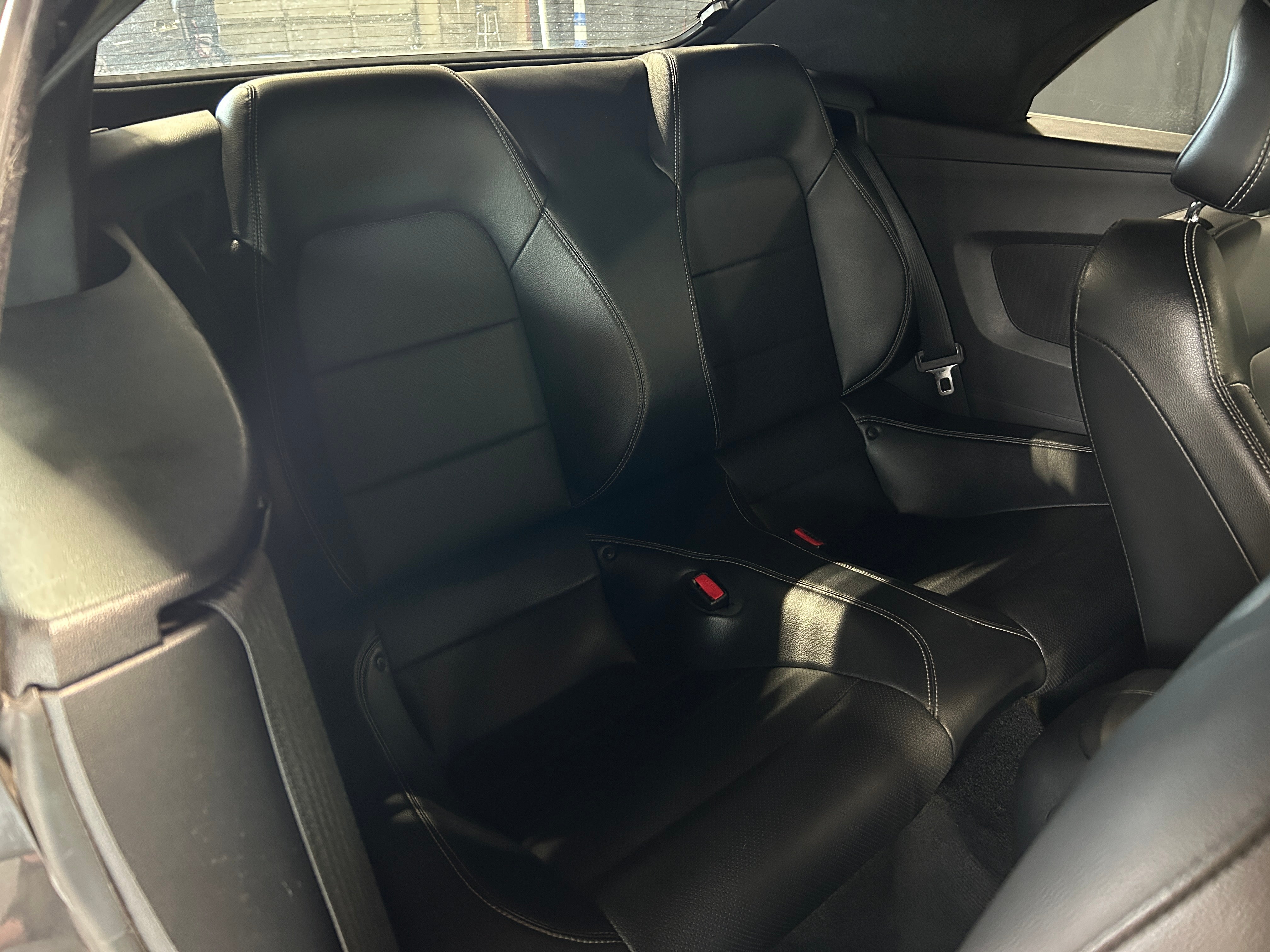 2017 Ford Mustang  5