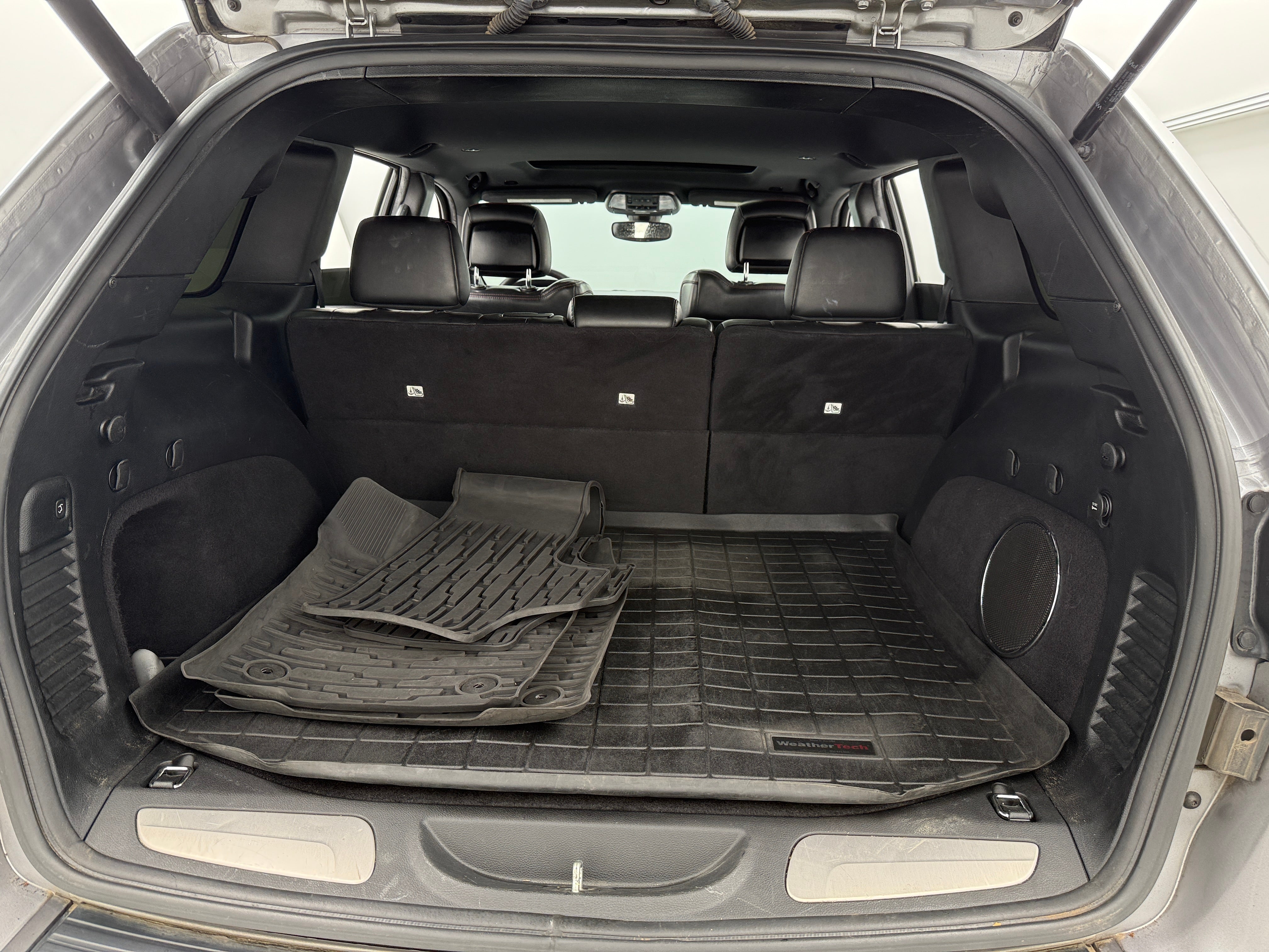 Thumbnail: 2017 Jeep Grand Cherokee - 6