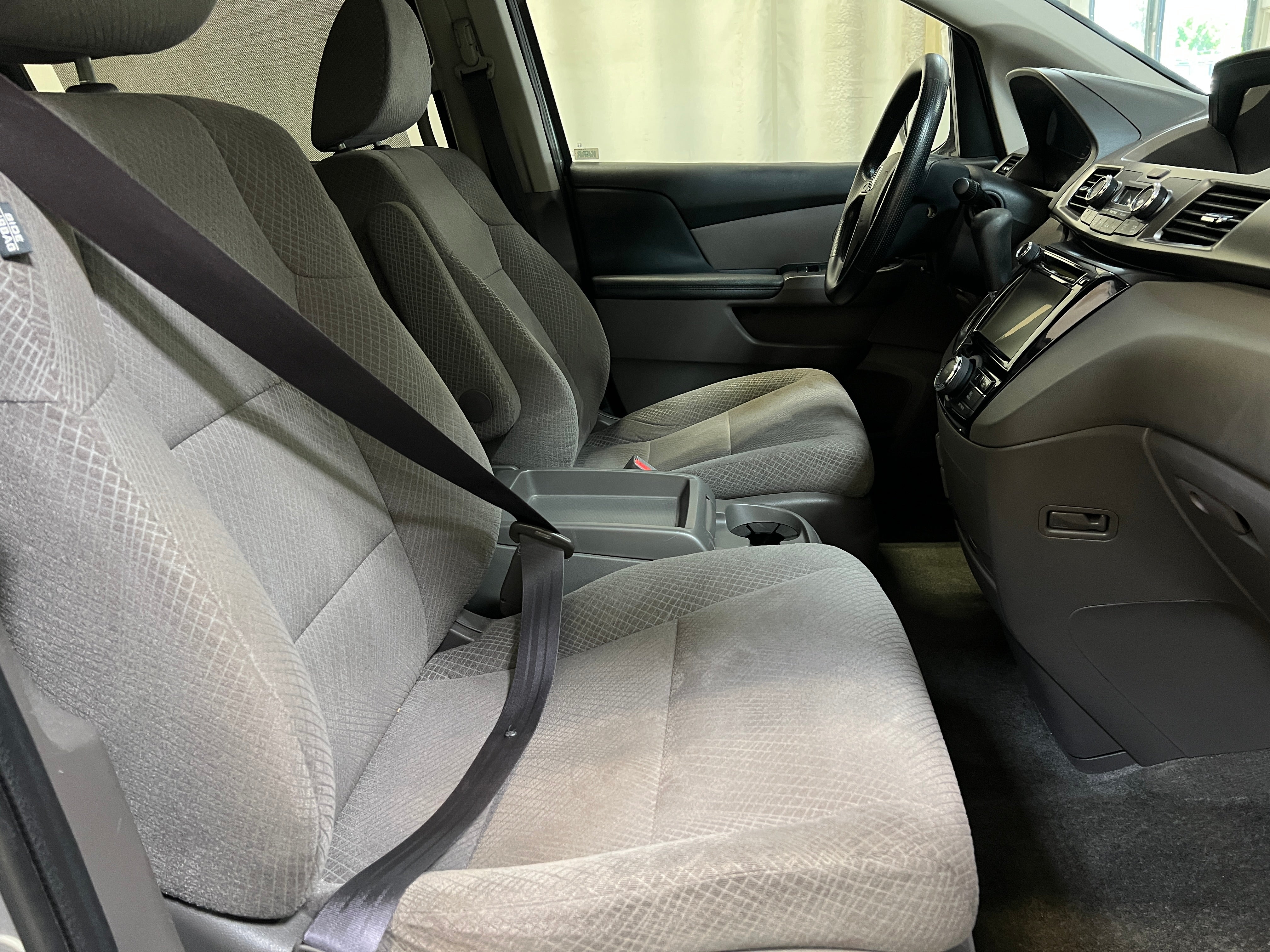 2016 Honda Odyssey EX 2