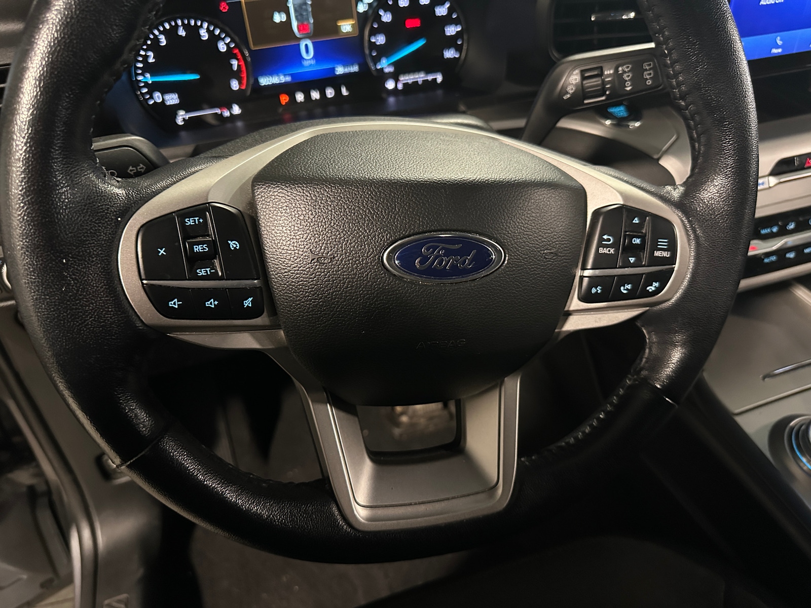 Thumbnail: 2022 Ford Explorer - 5