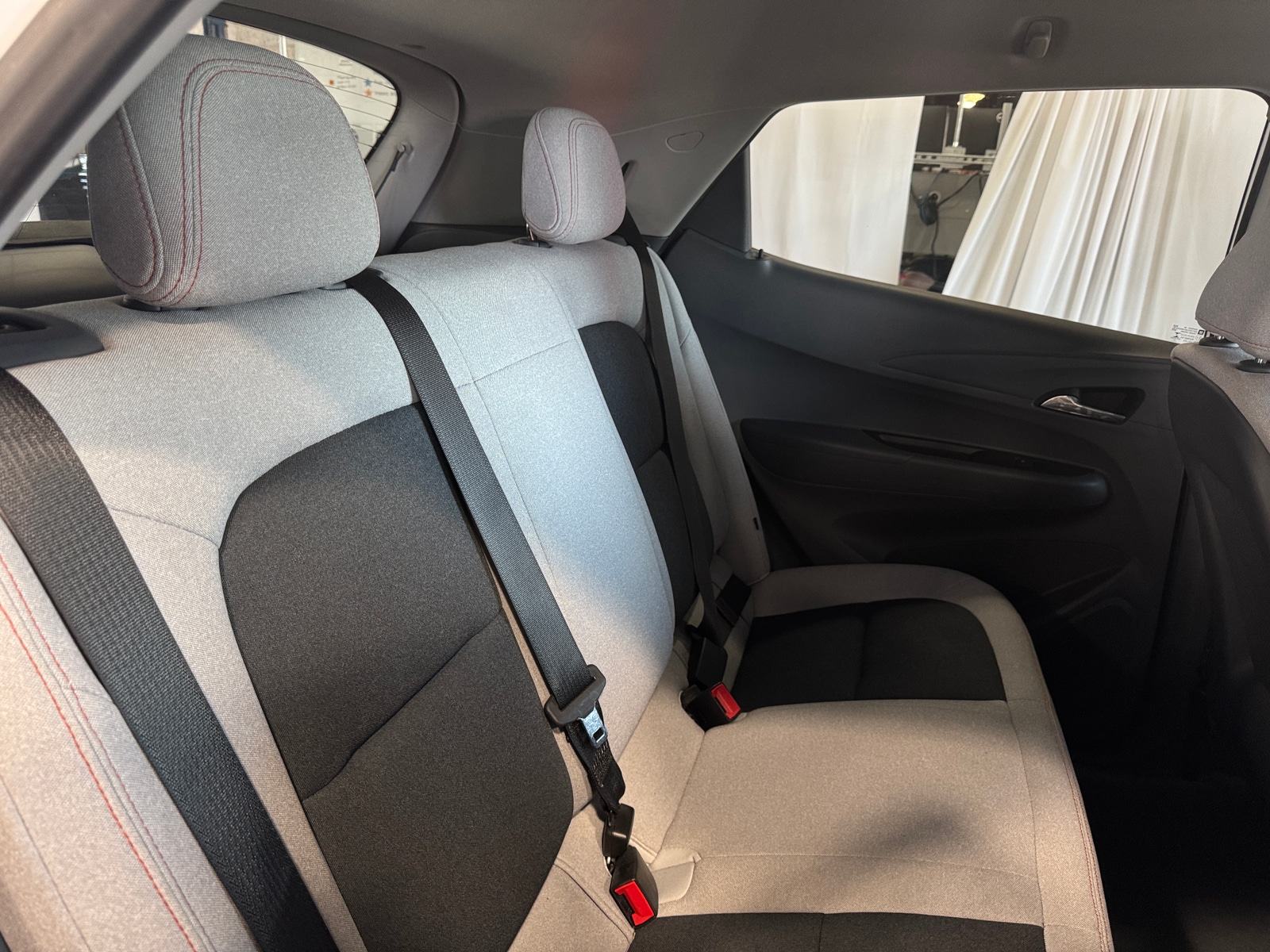 Thumbnail: 2020 Chevrolet Bolt EV - 6