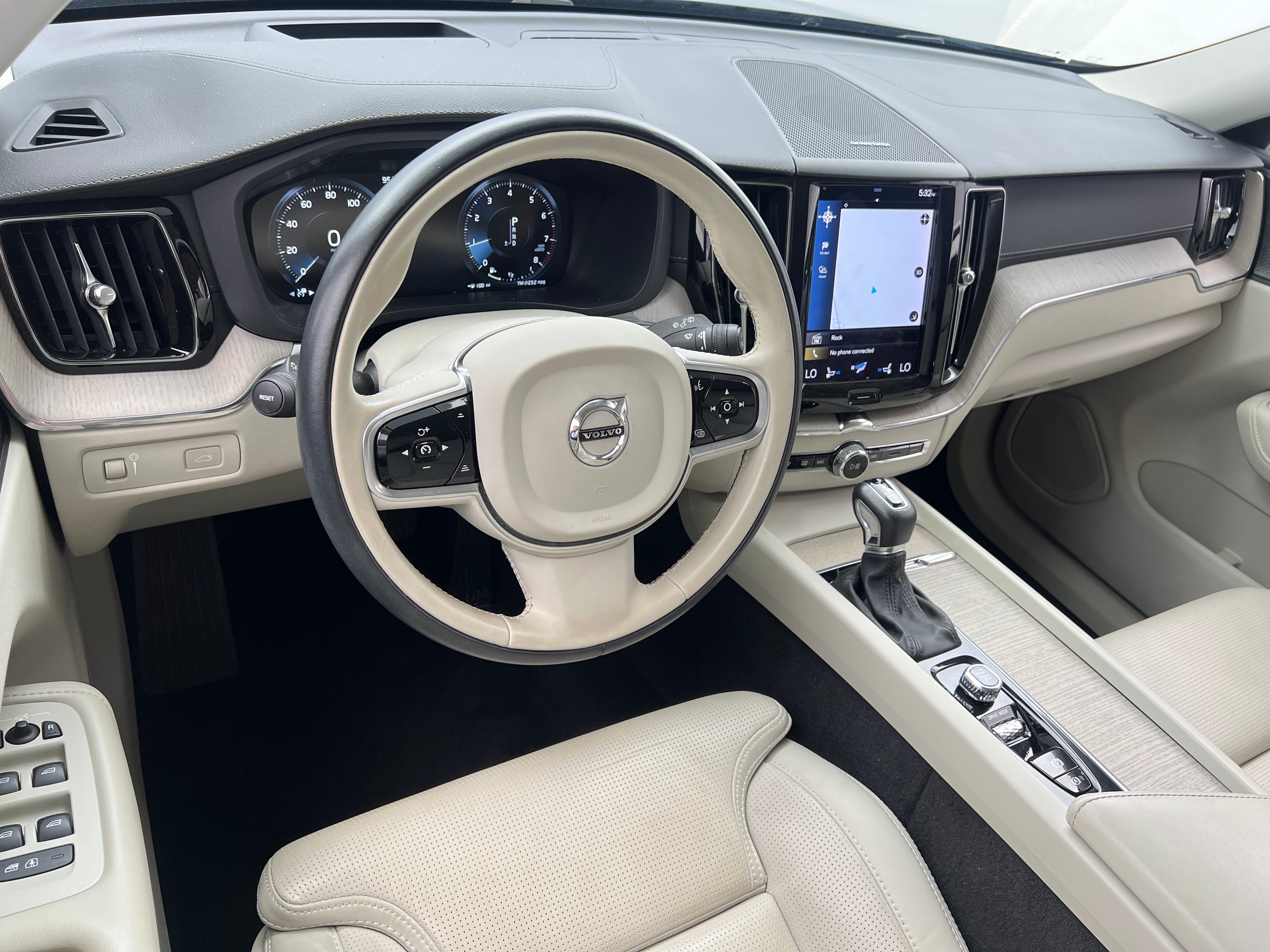 2021 Volvo XC60 T5 Inscription 2