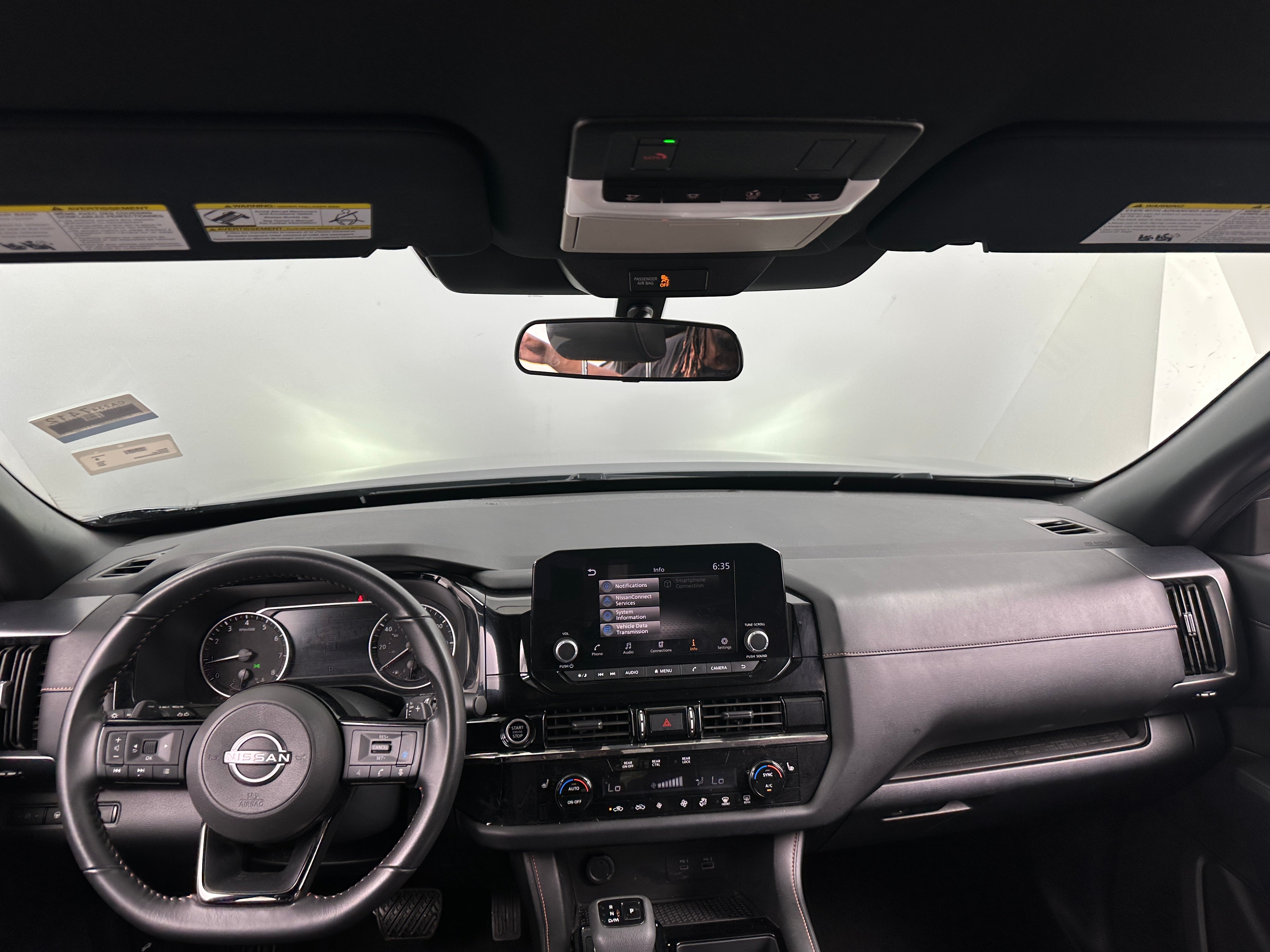 Thumbnail: 2023 Nissan Pathfinder - 2