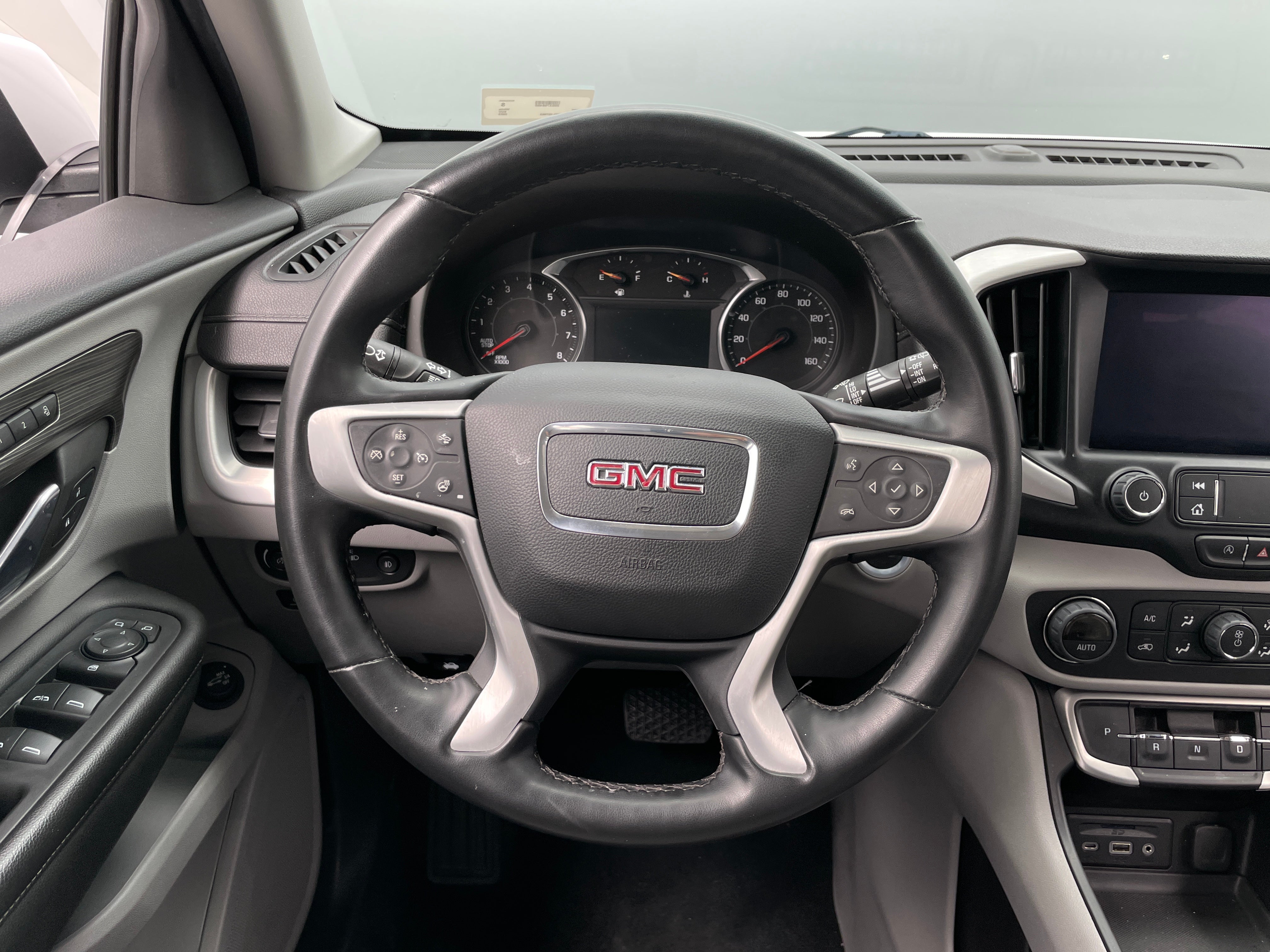 2023 GMC Terrain SLT 4