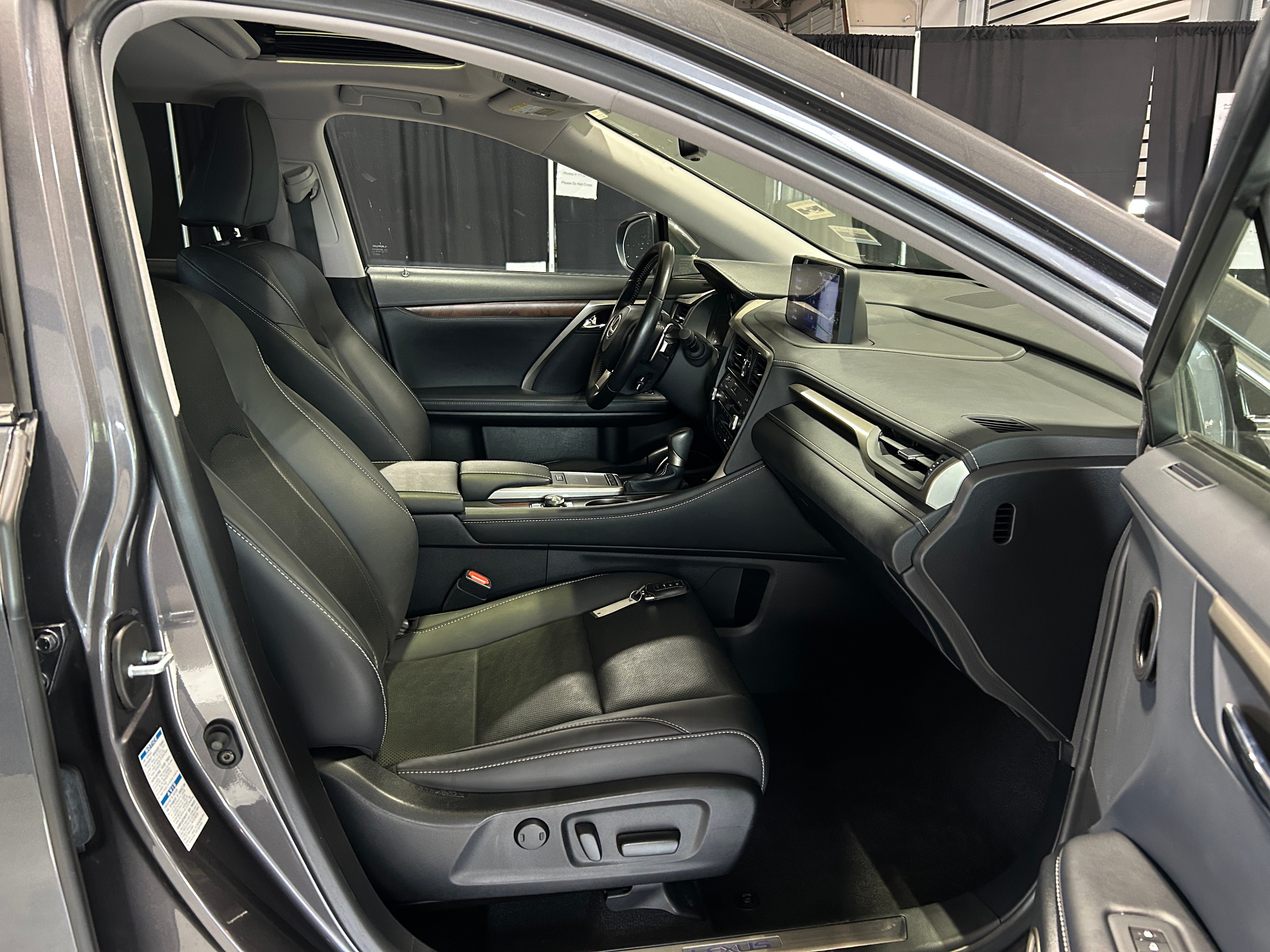 2022 Lexus RX Hybrid 450hL 2