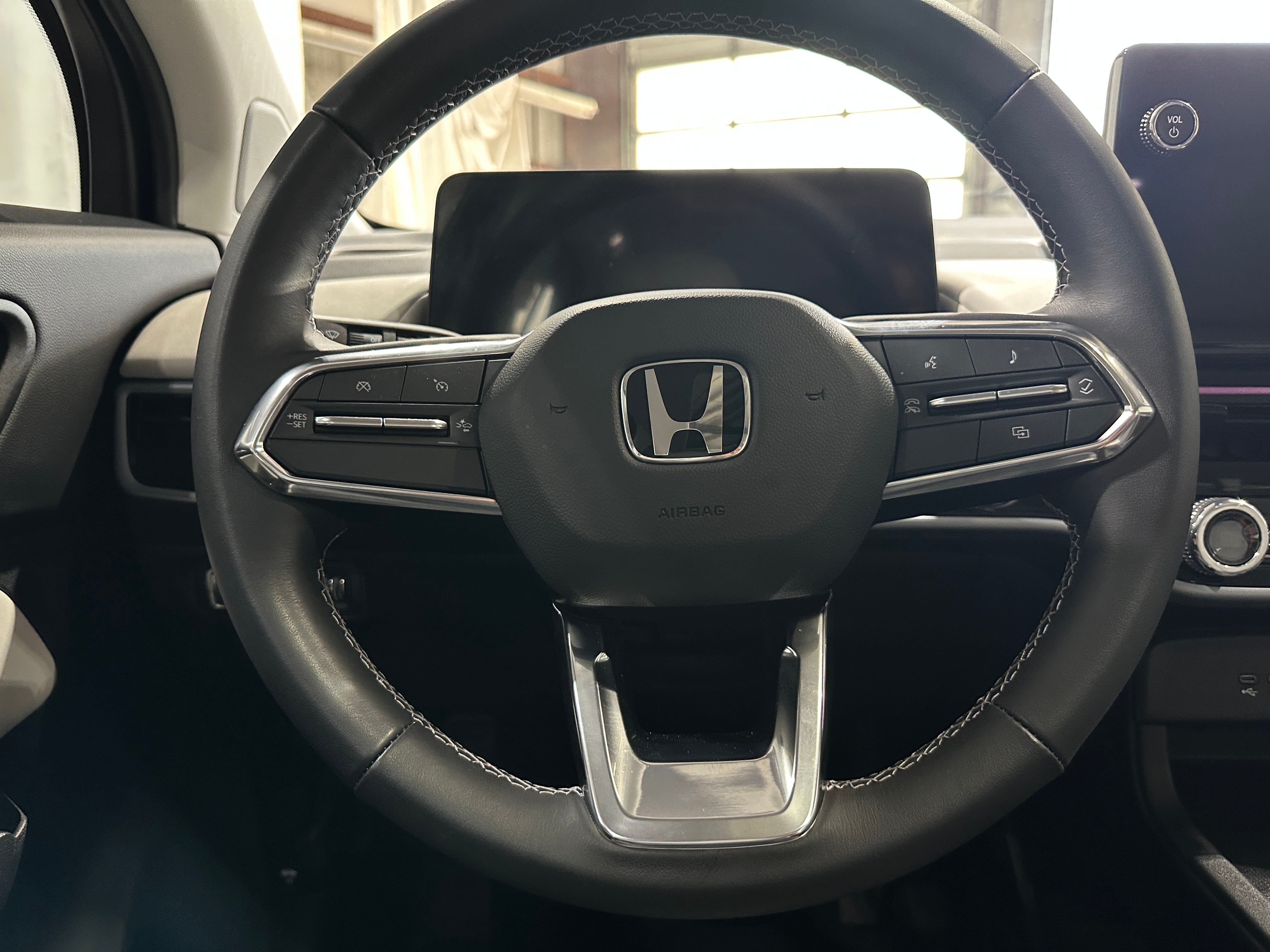 Thumbnail: 2024 Honda Prologue - 4