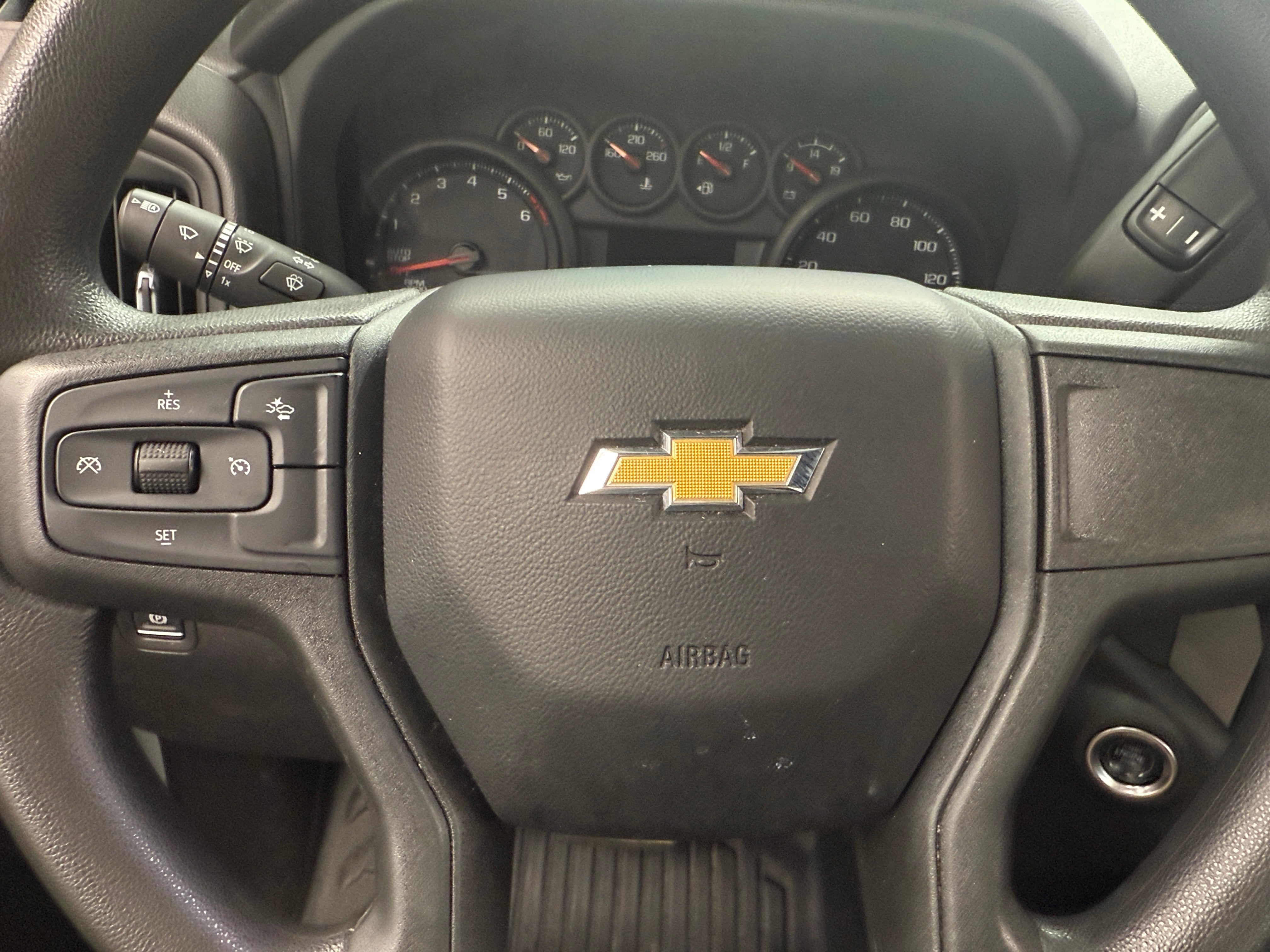 2024 Chevrolet Silverado 1500 Work Truck 4