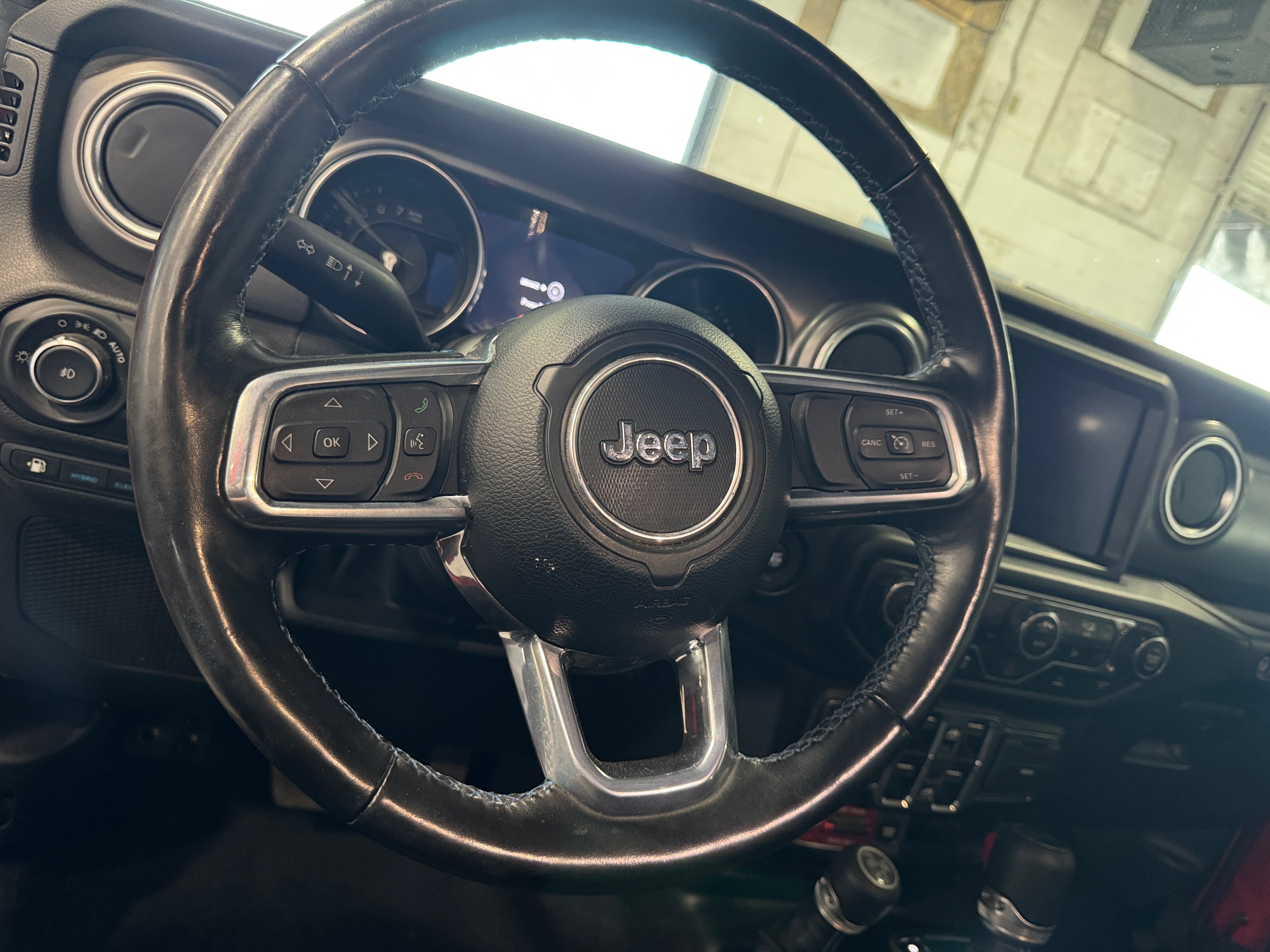 2023 Jeep Wrangler Rubicon 4xe 5