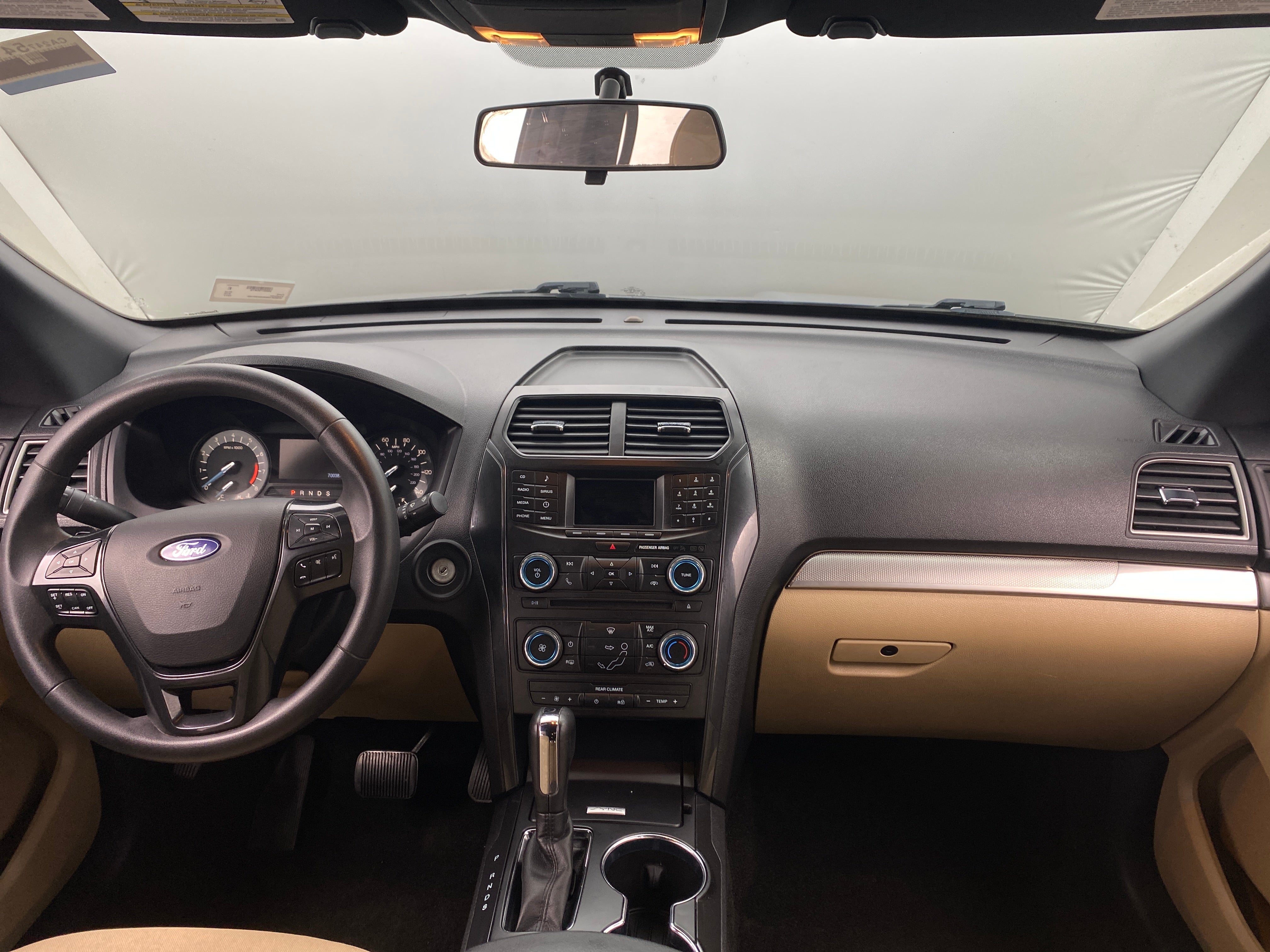 2017 Ford Explorer Base 3