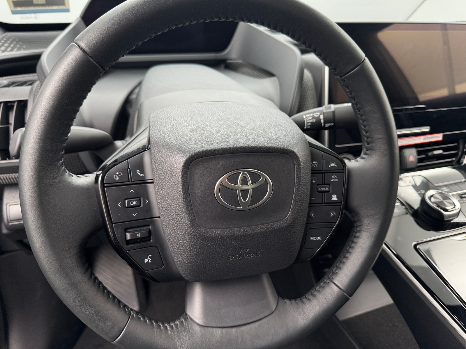 Thumbnail: 2024 Toyota bZ4X - 5