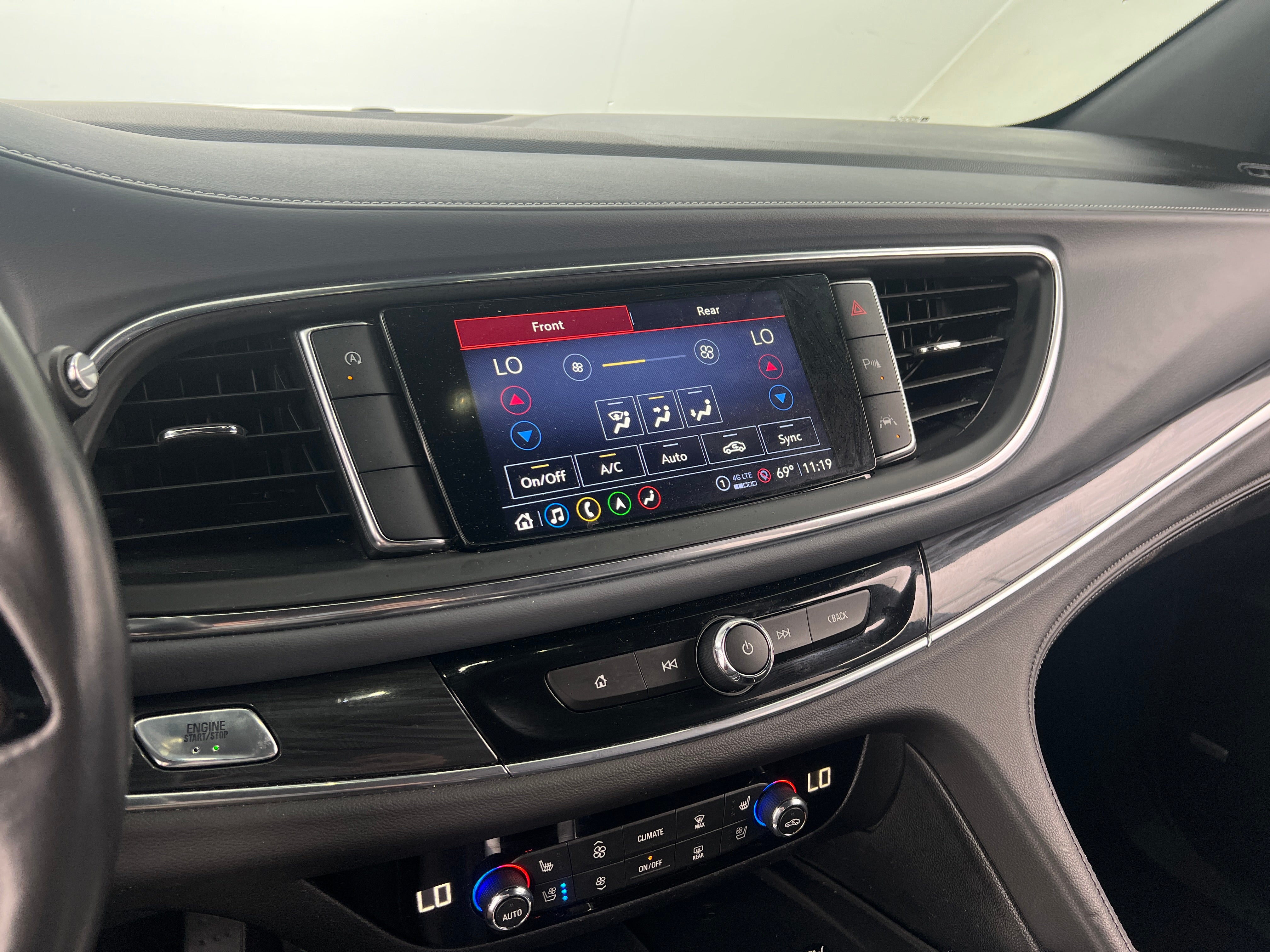 2024 Buick Enclave Premium 3