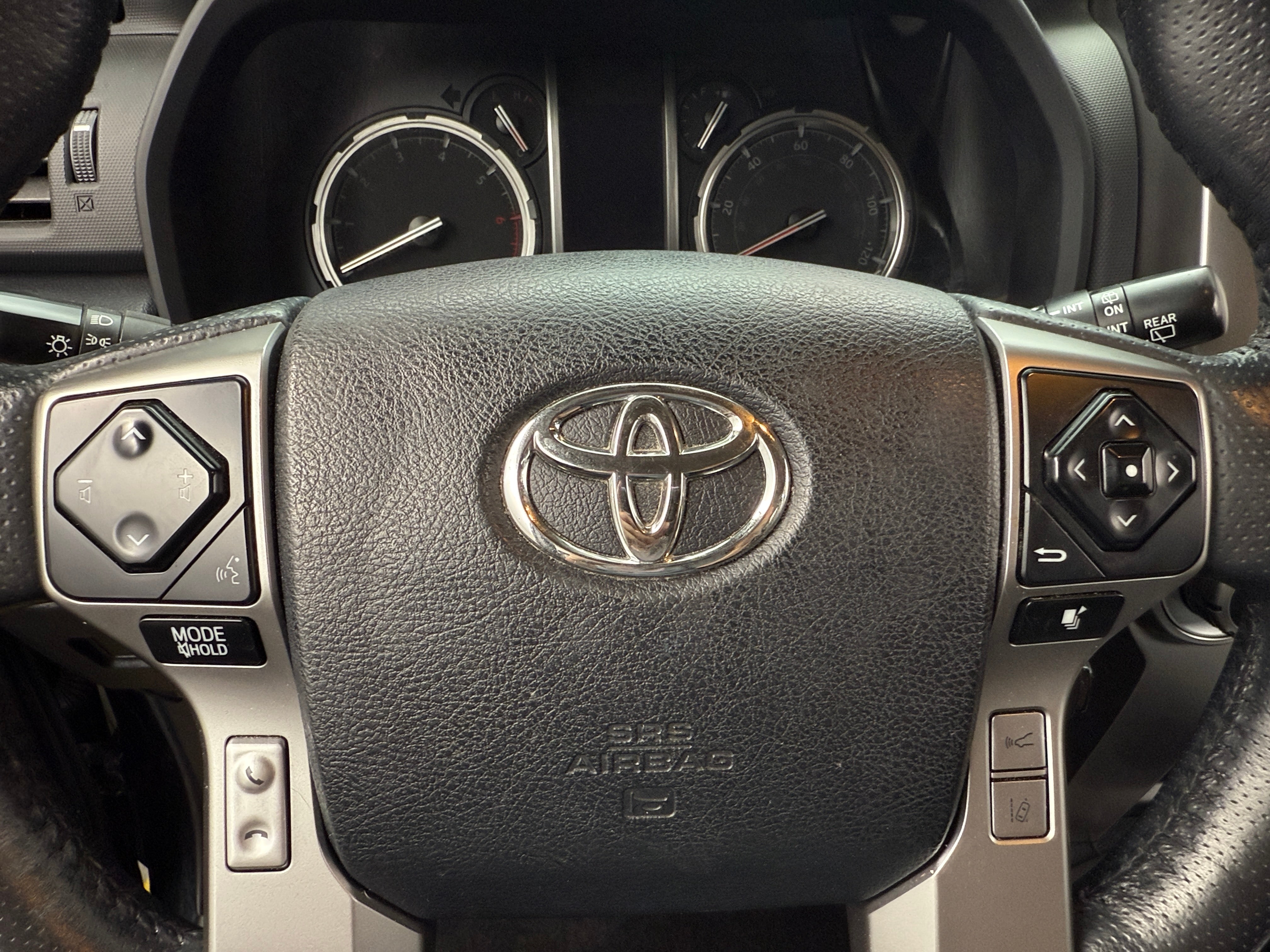 2023 Toyota 4Runner Limited 4