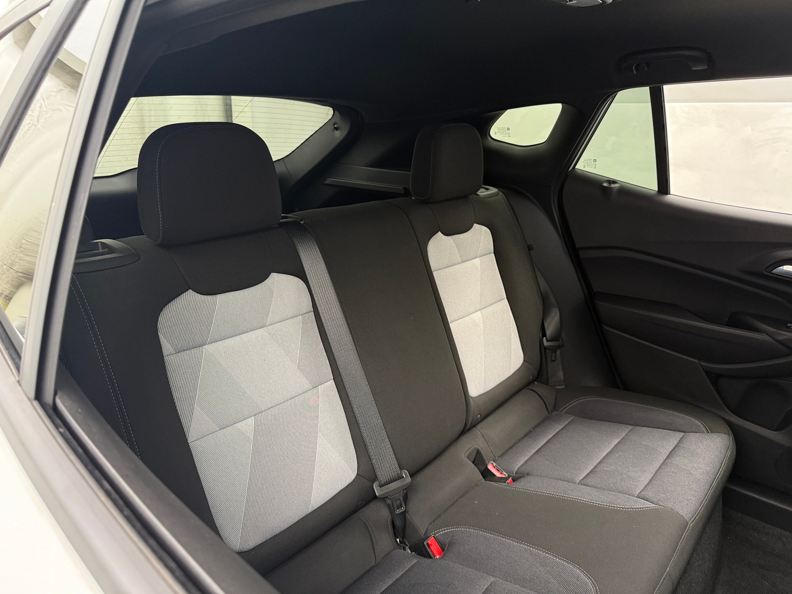 Thumbnail: 2025 Chevrolet Trax - 6