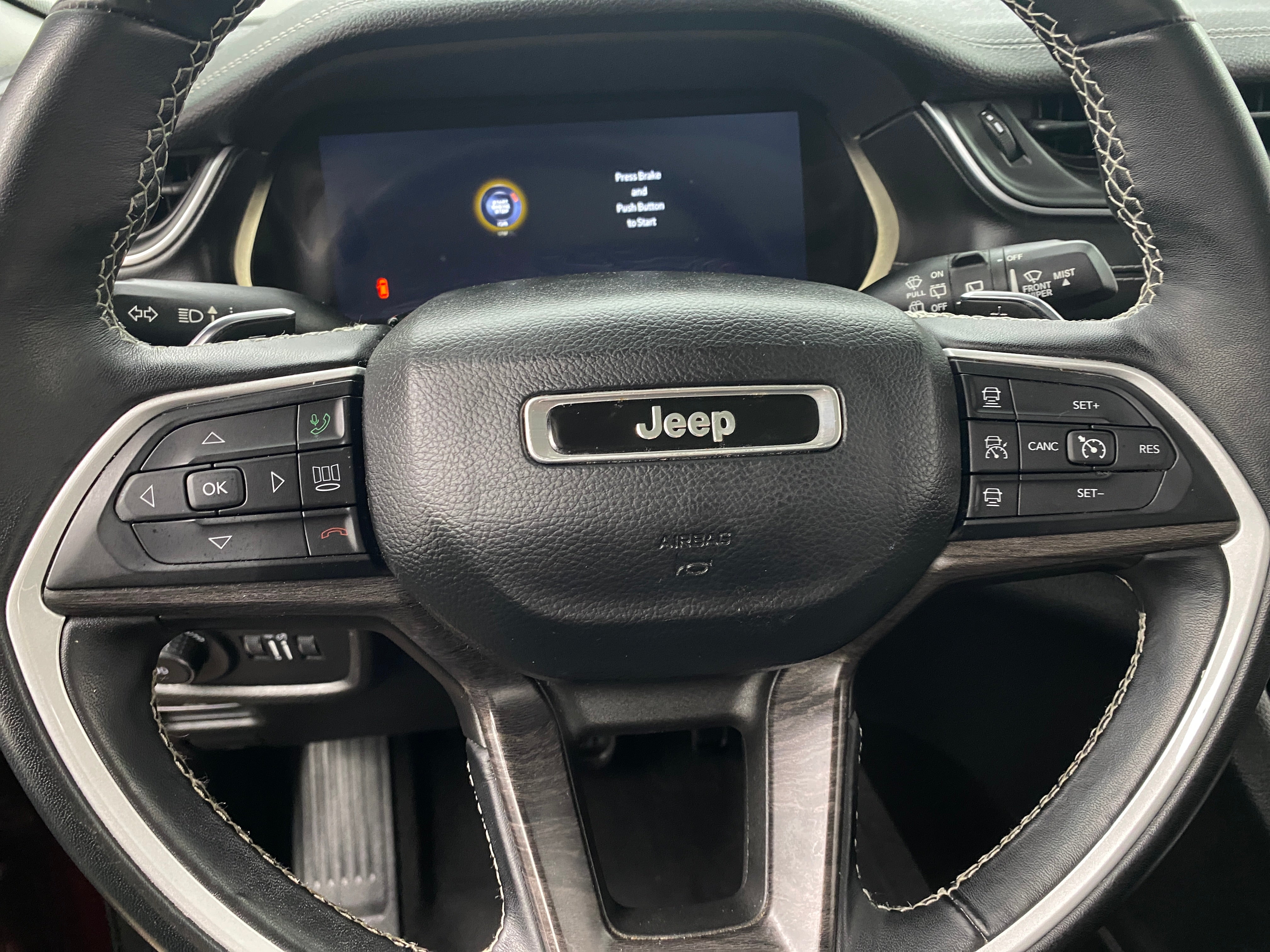 2022 Jeep Grand Cherokee Limited Edition 4