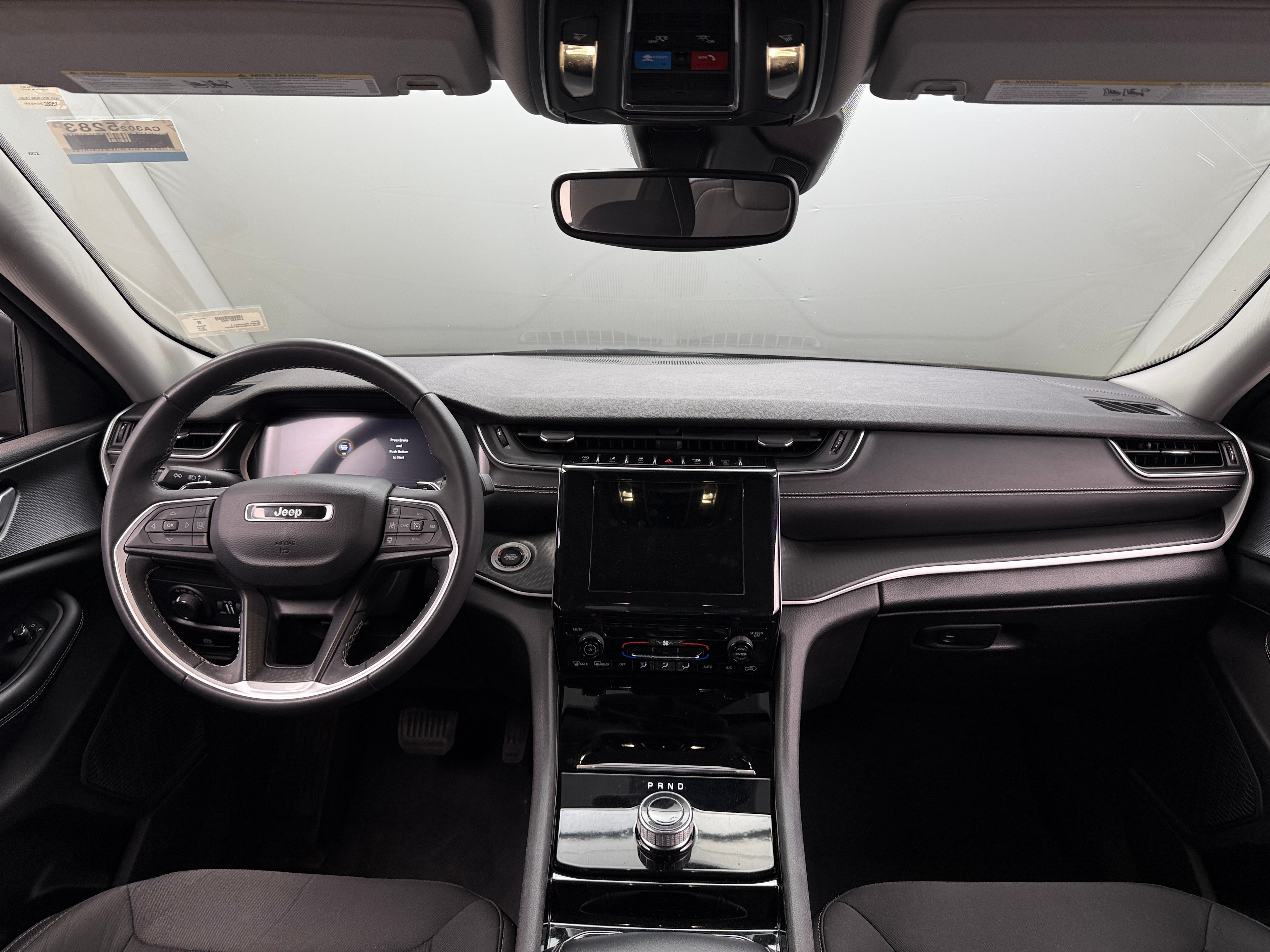 2023 Jeep Grand Cherokee L Laredo 3