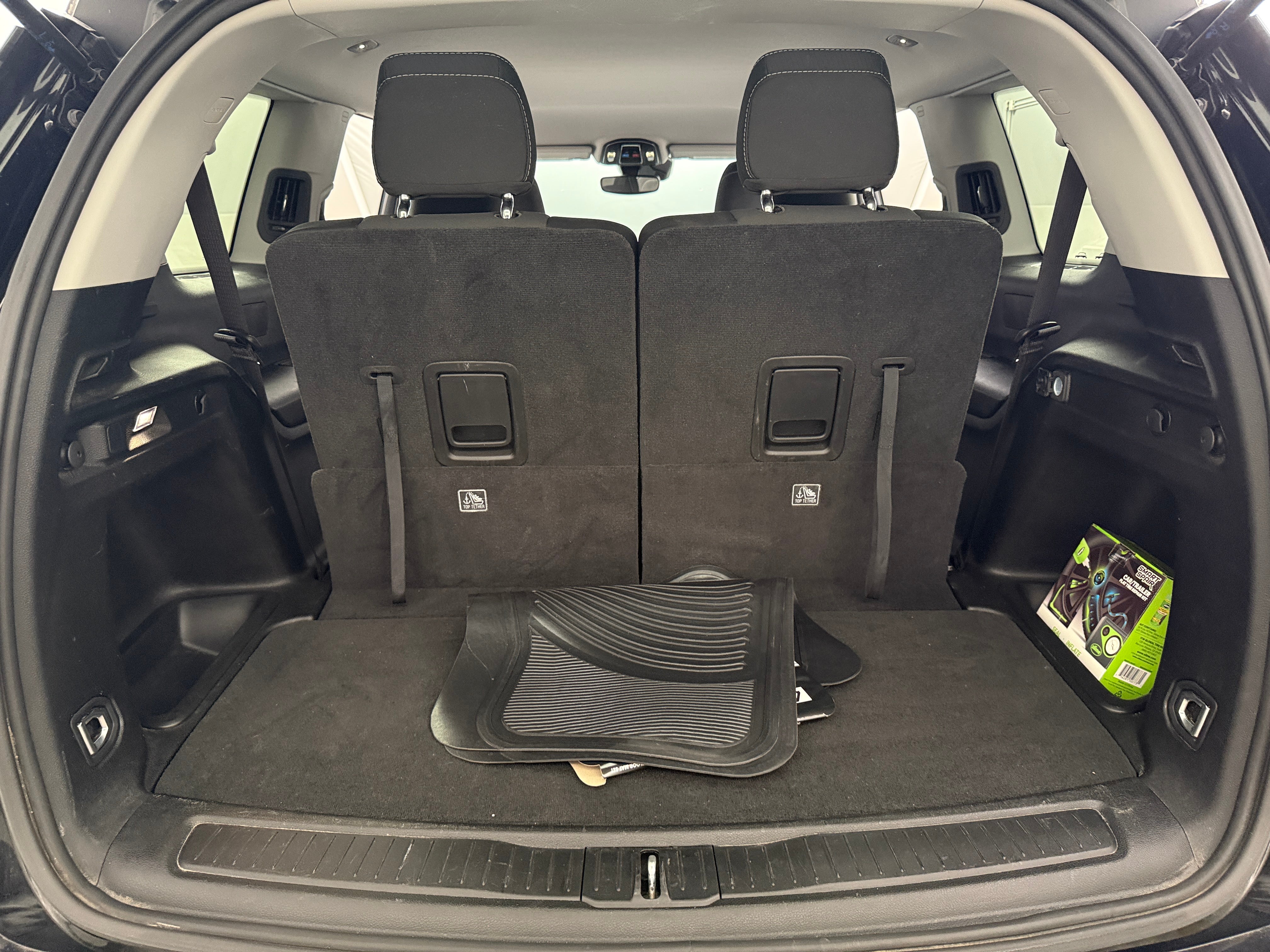 2023 Jeep Grand Cherokee L Laredo 7