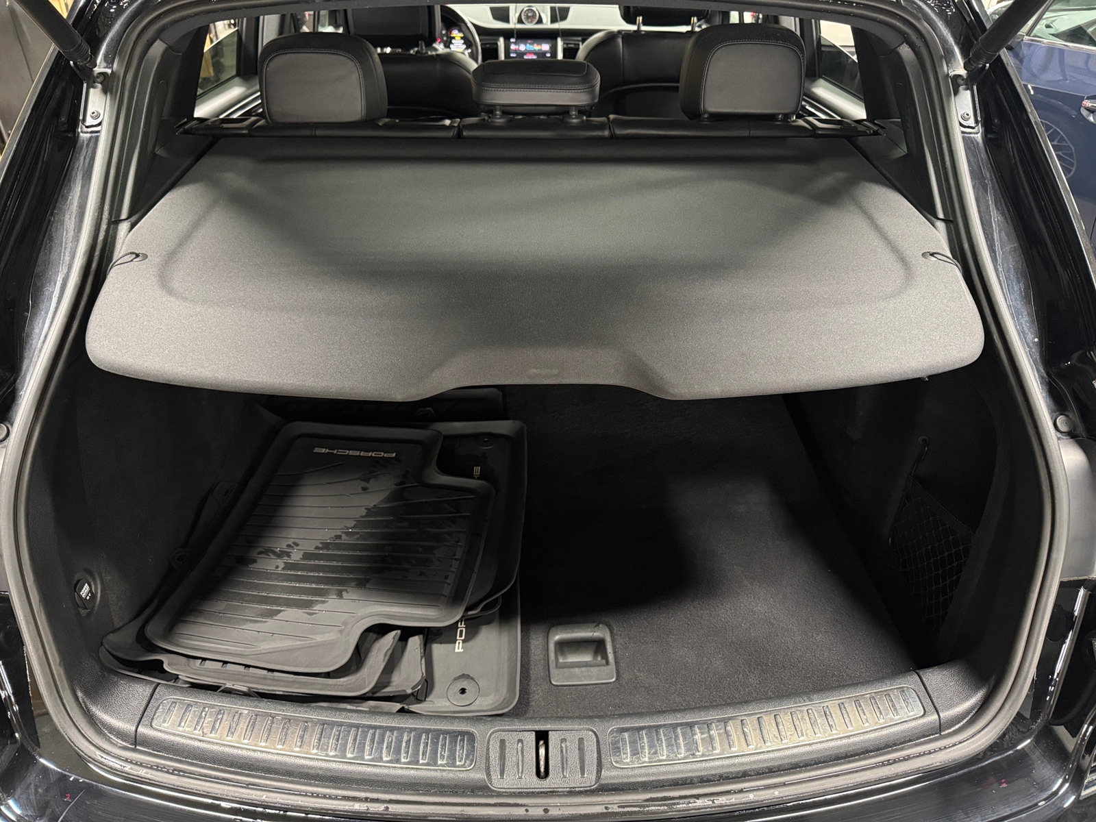 Thumbnail: 2017 Porsche Macan - 6