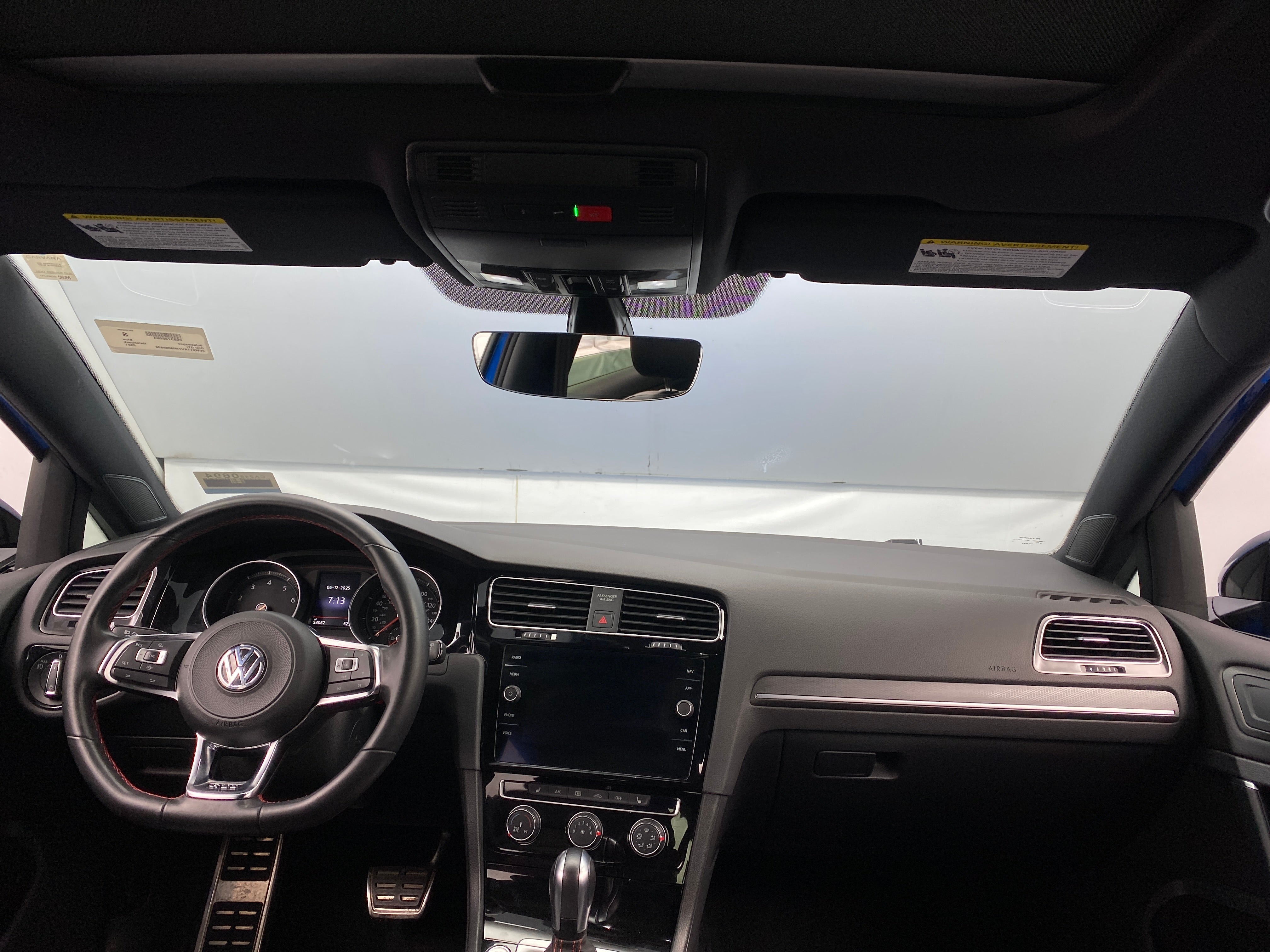 2021 Volkswagen Golf GTI SE 3