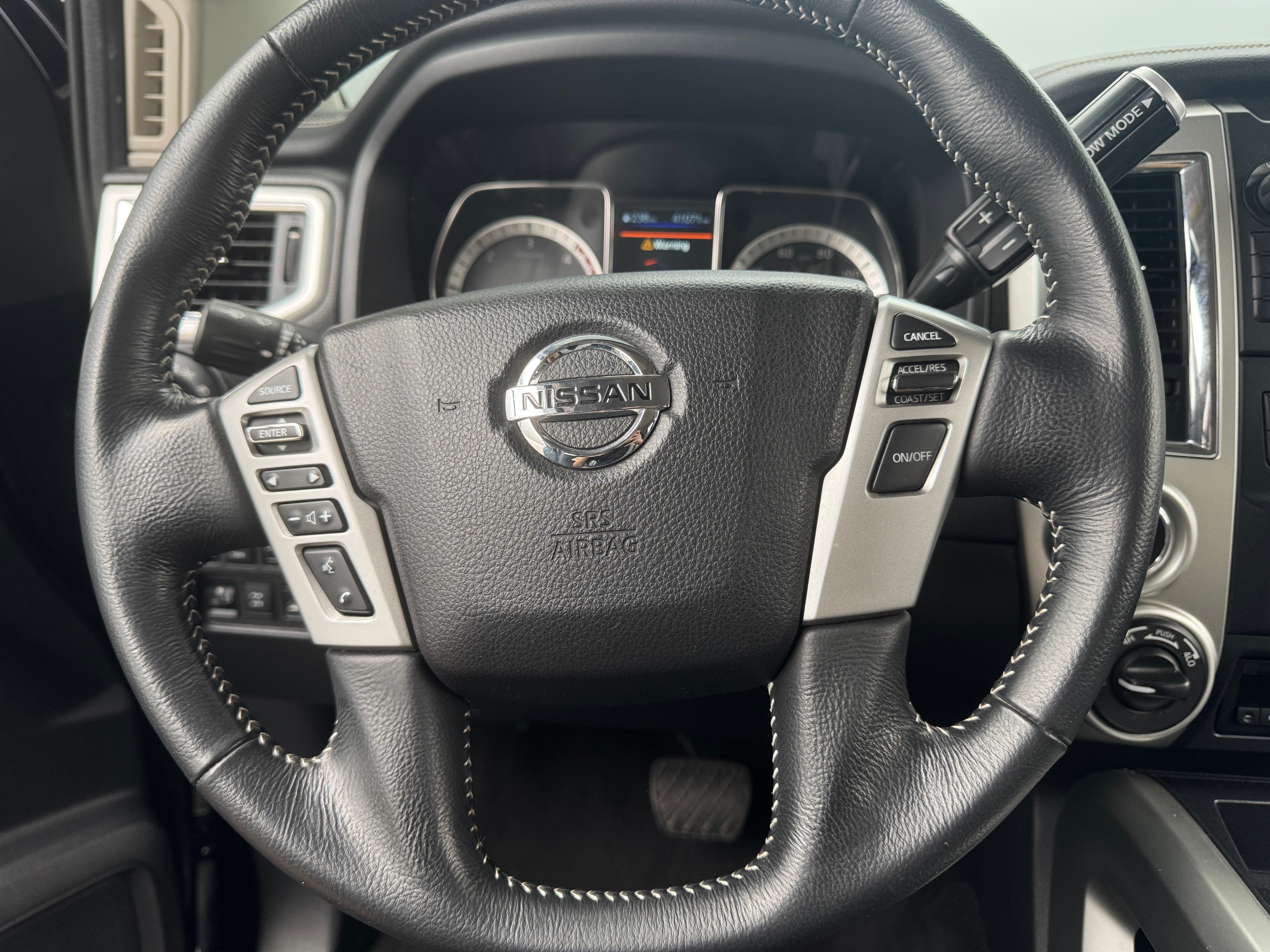 Thumbnail: 2019 Nissan Titan - 5
