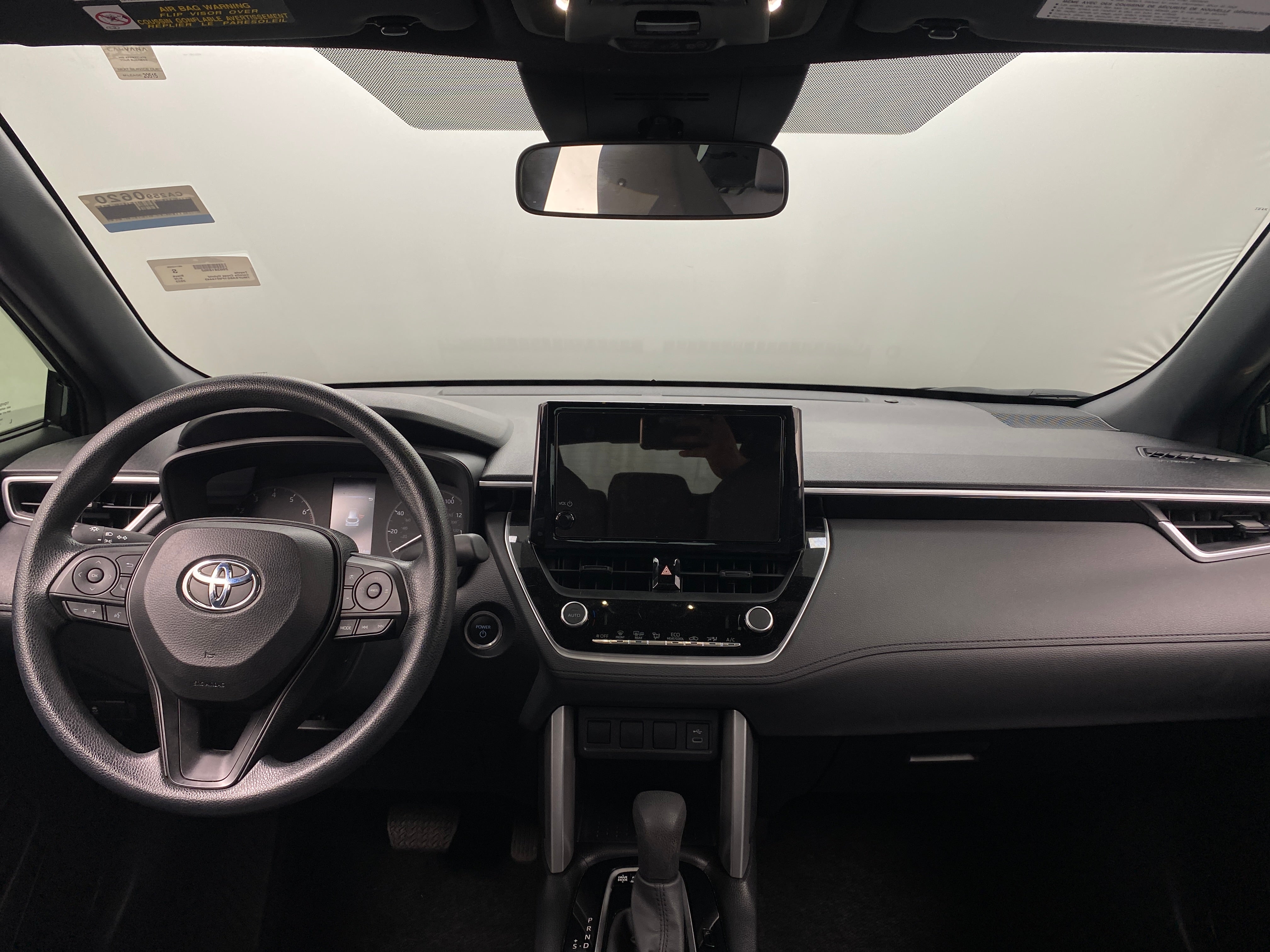 2023 Toyota Corolla Cross S 3