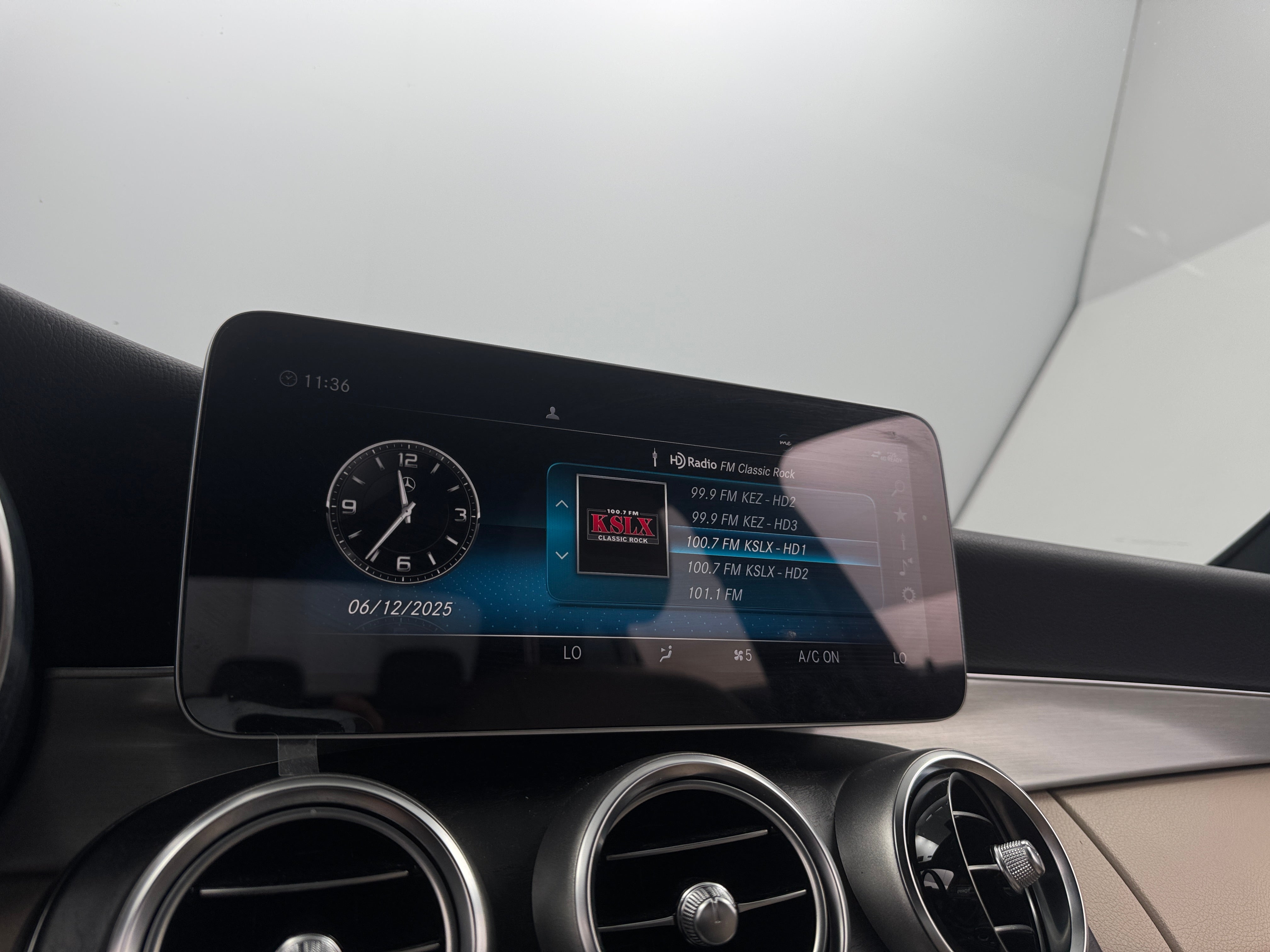 Thumbnail: 2019 Mercedes-Benz C-Class - 3