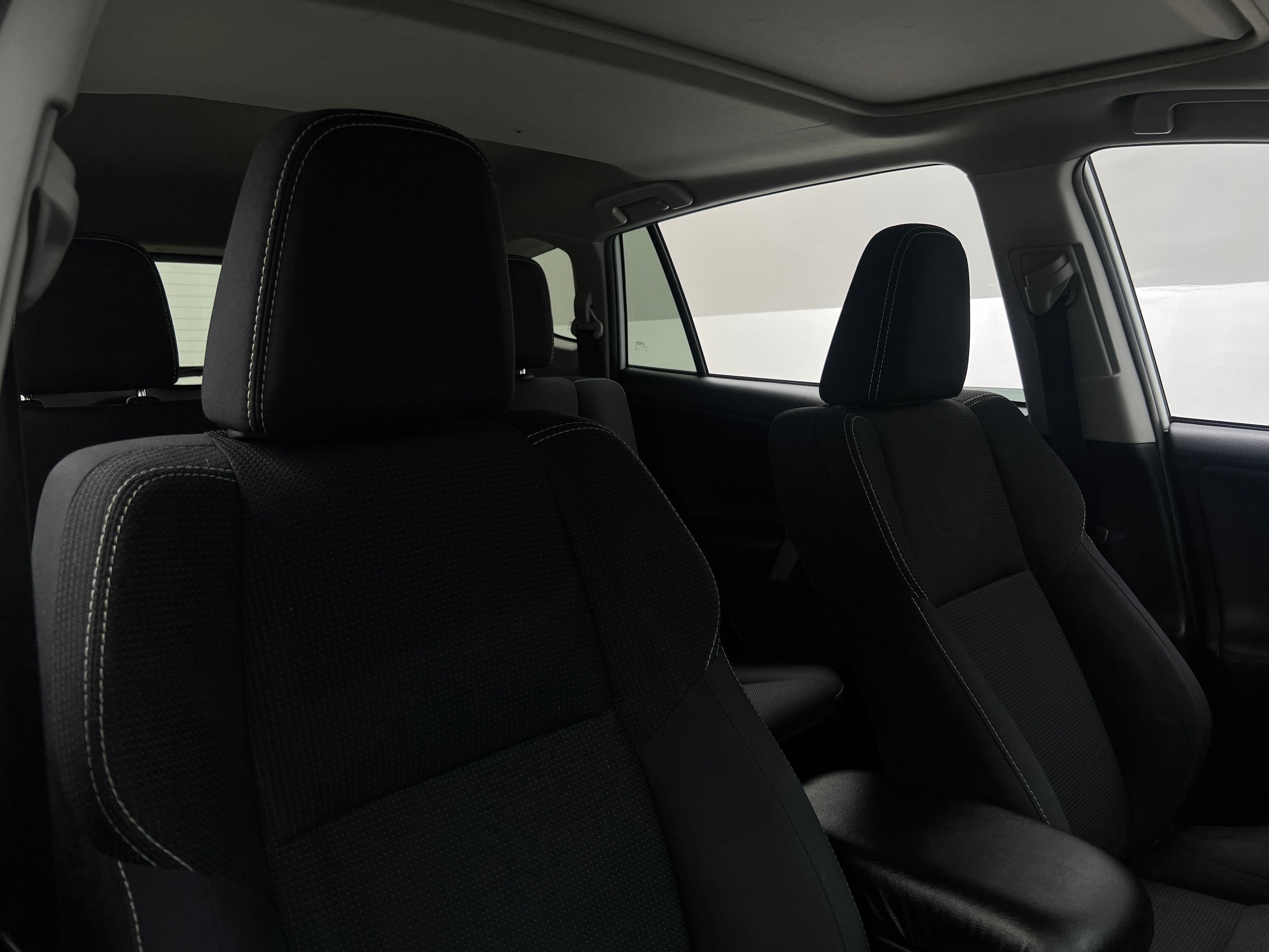2018 Toyota RAV4 XLE 2
