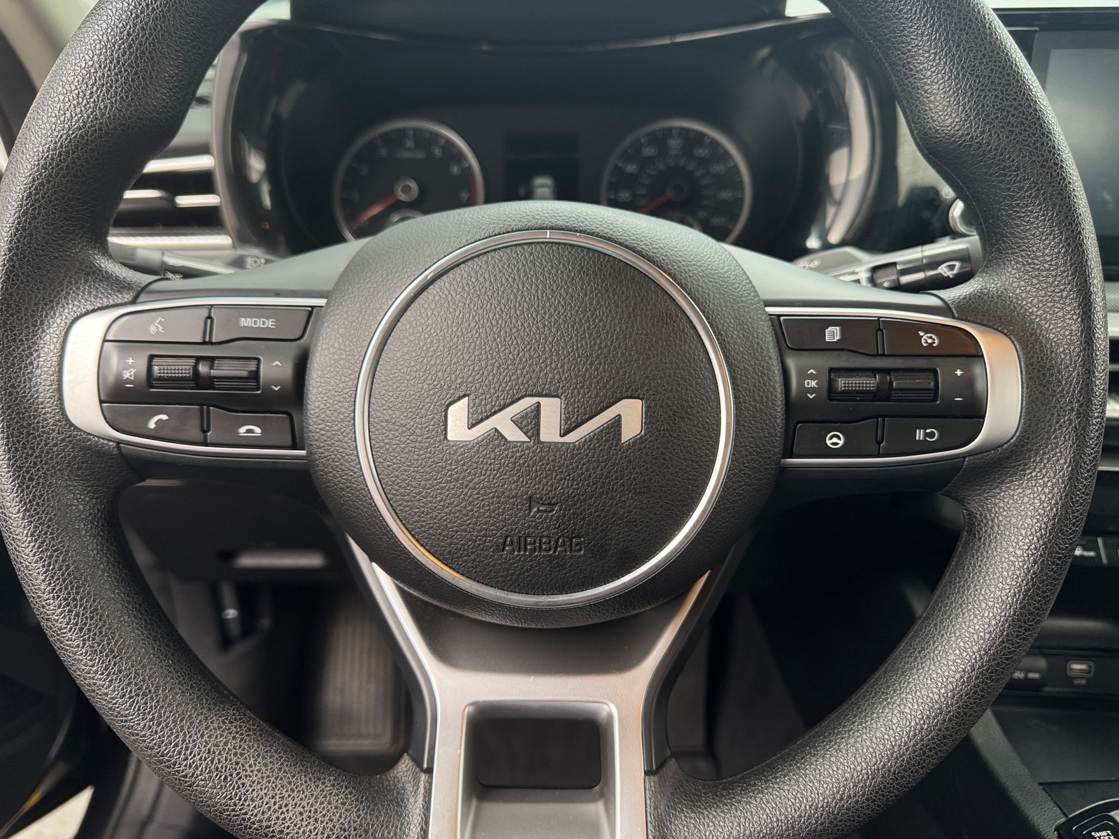 Thumbnail: 2023 Kia K5 - 5