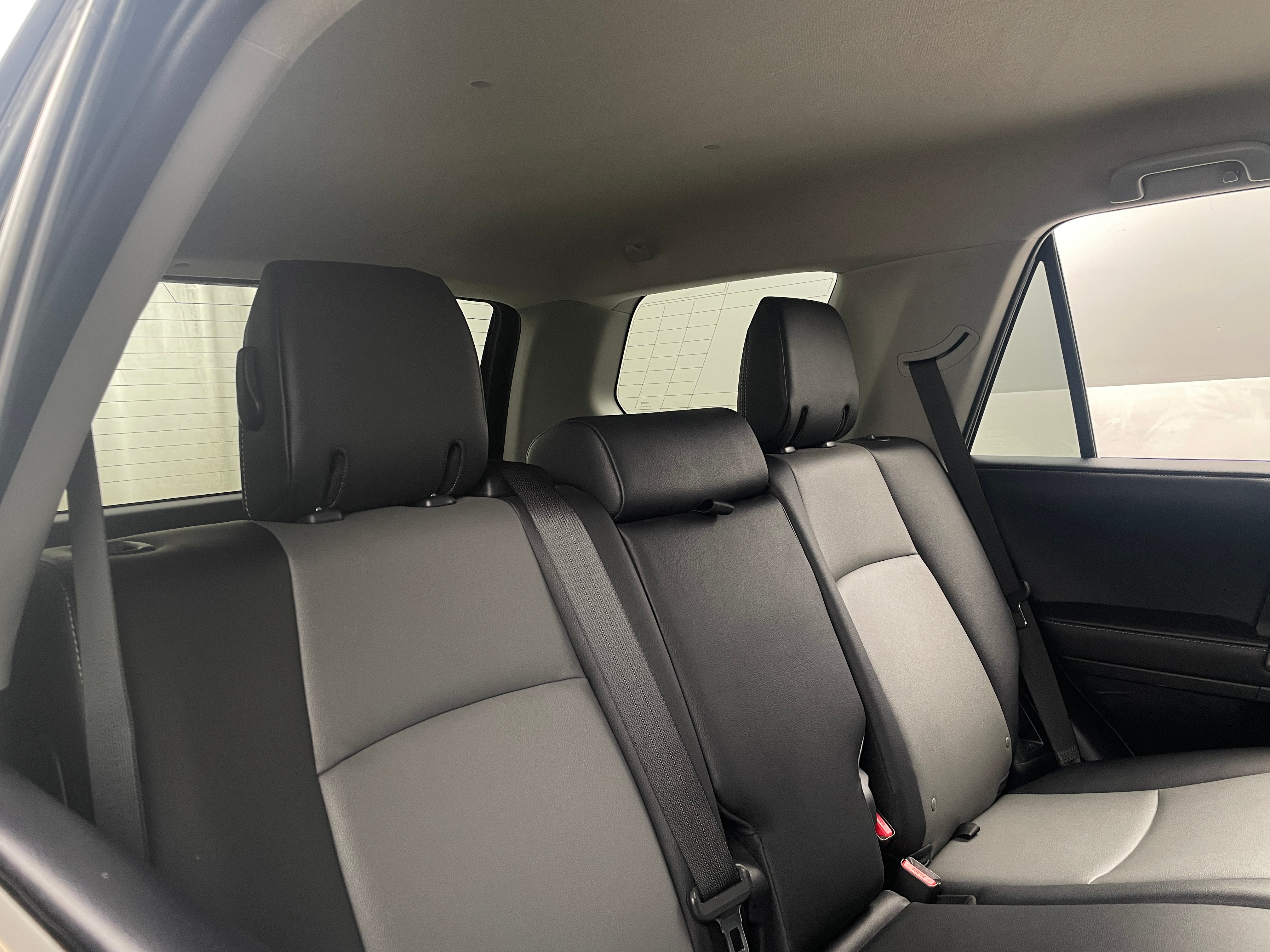 2022 Toyota 4Runner SR5 5