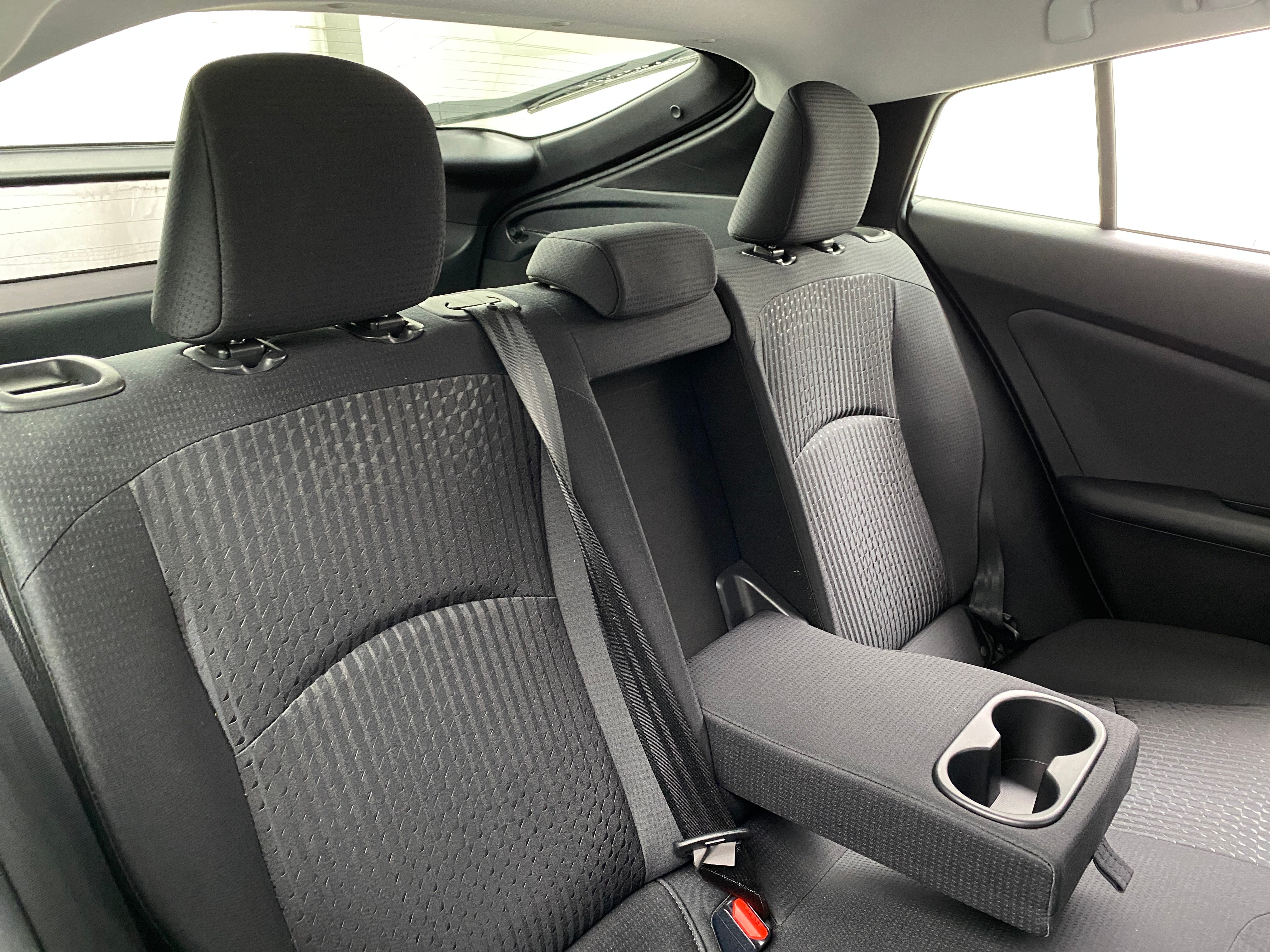 2018 Toyota Prius Two 6