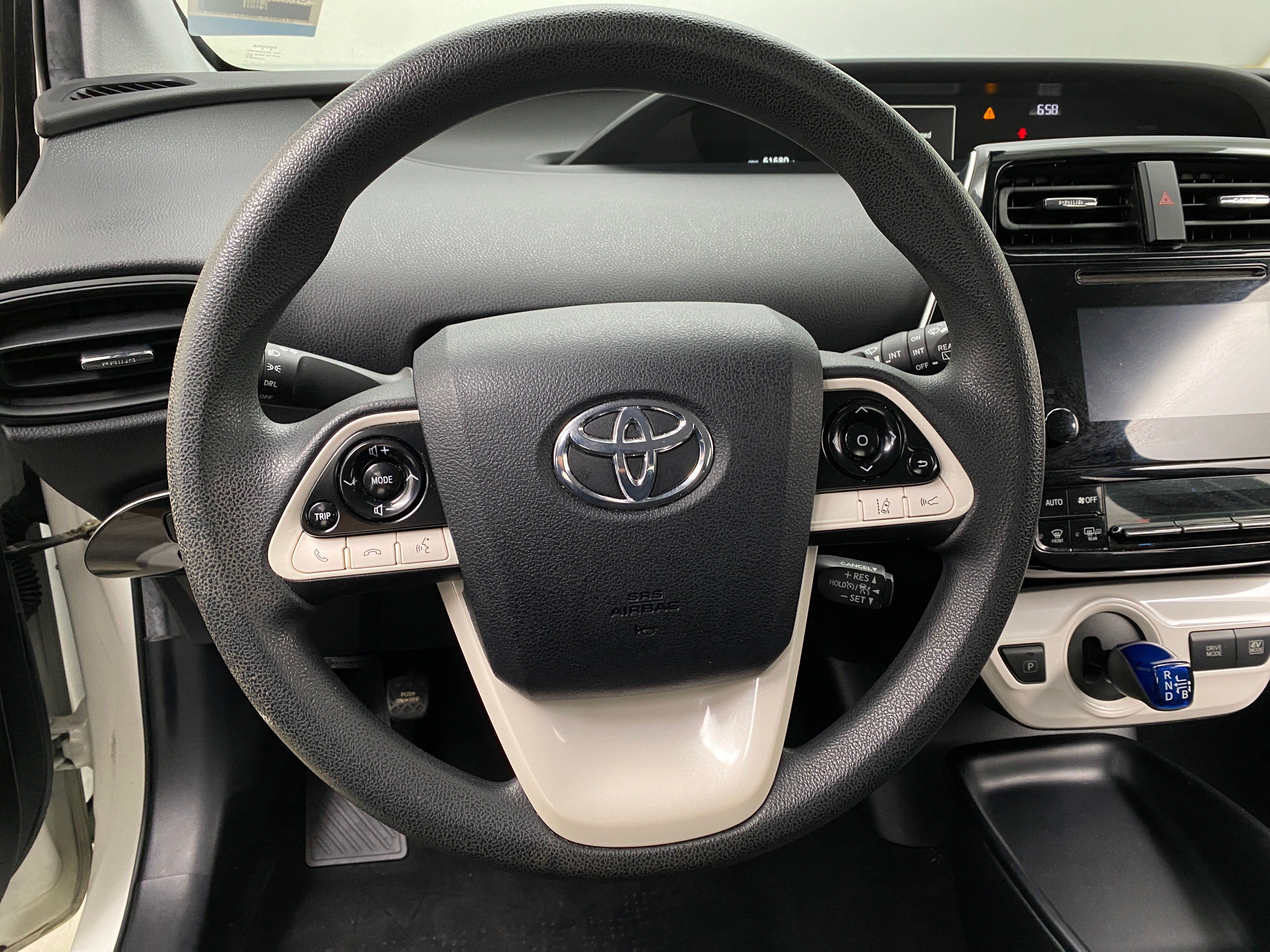 2018 Toyota Prius Two 5