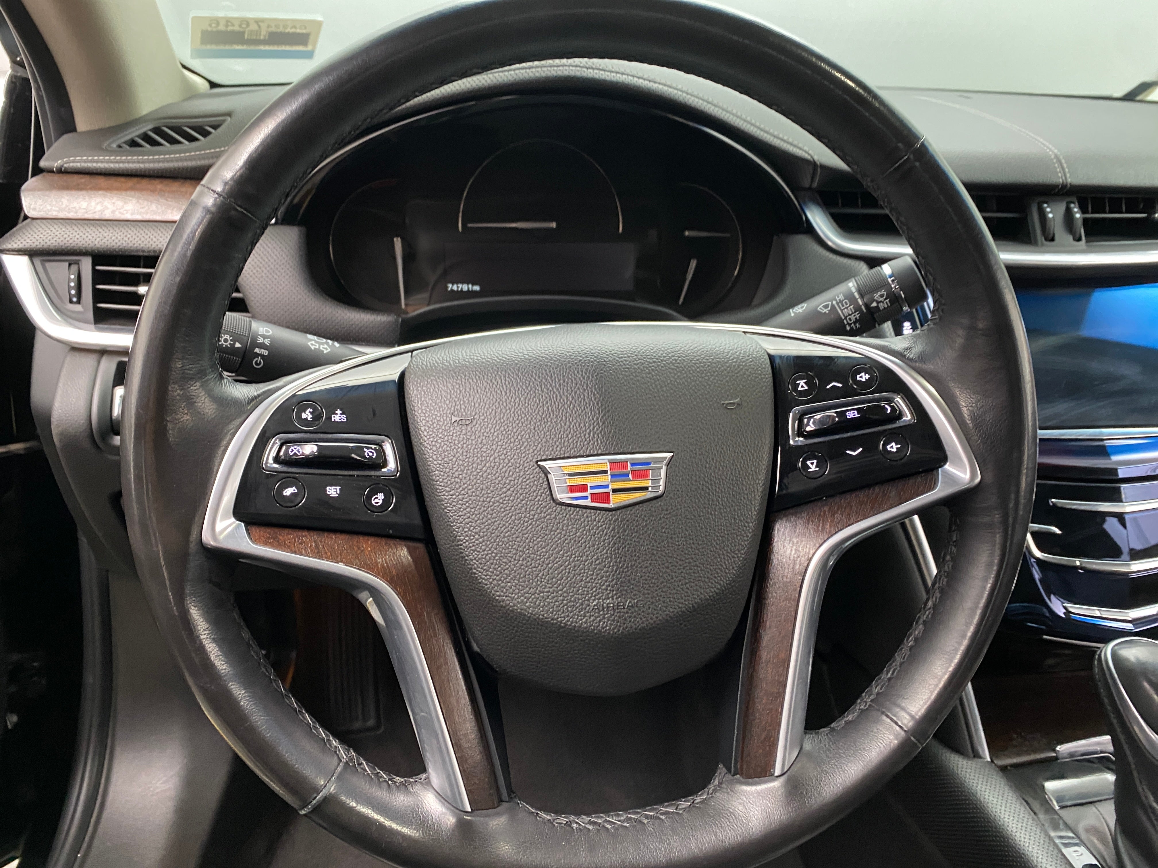 Thumbnail: 2019 Cadillac XTS - 4
