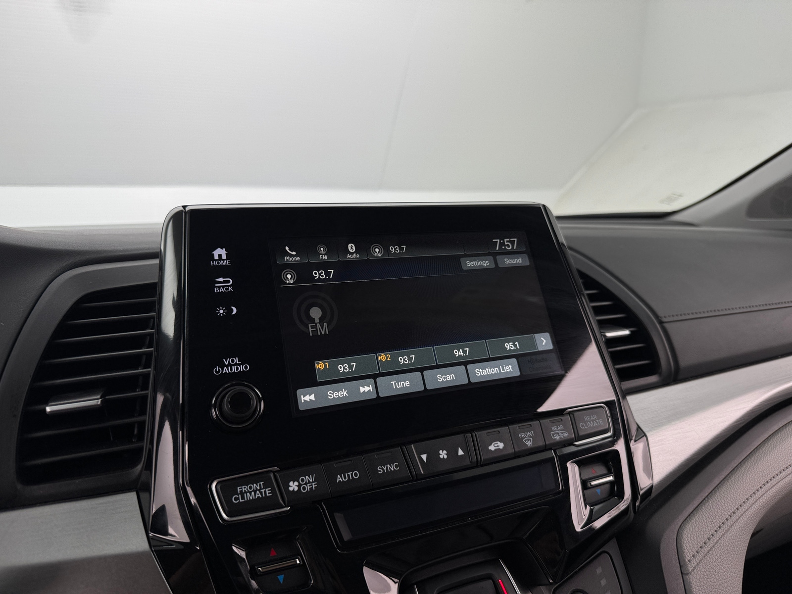 Thumbnail: 2022 Honda Odyssey - 3