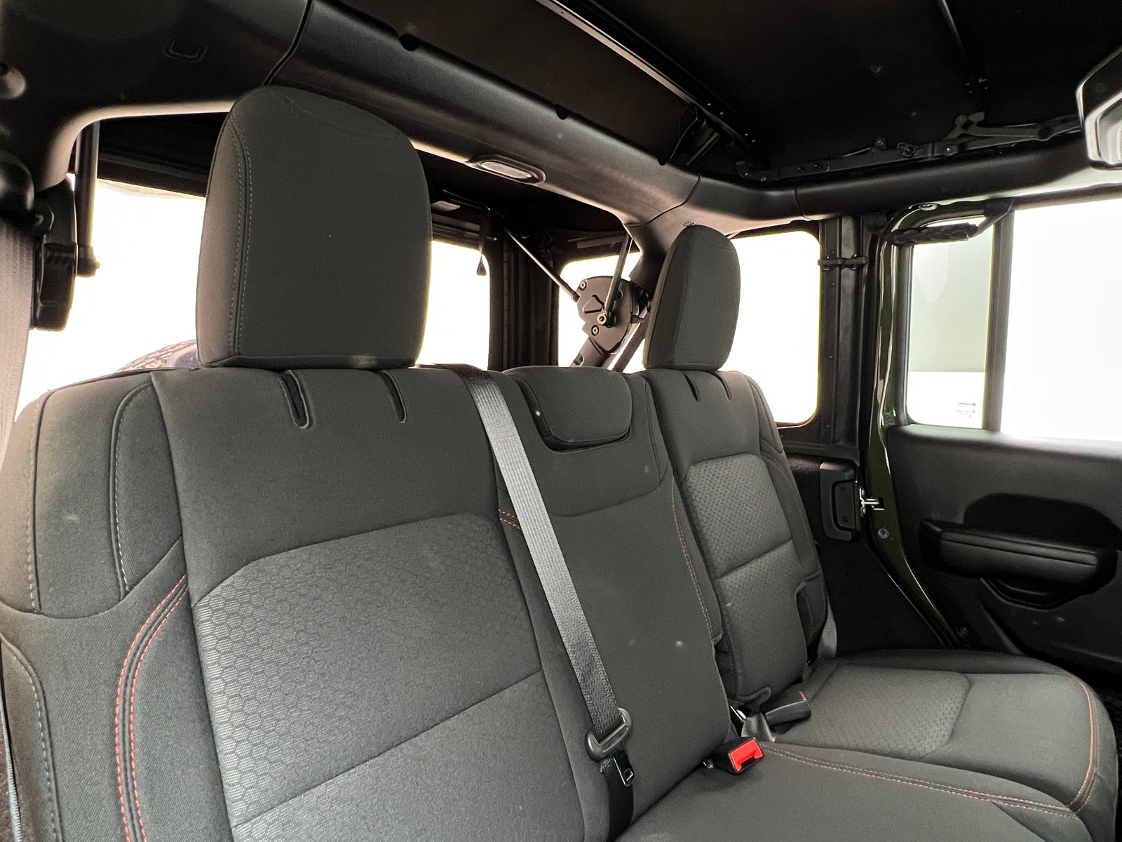 Thumbnail: 2021 Jeep Wrangler - 6