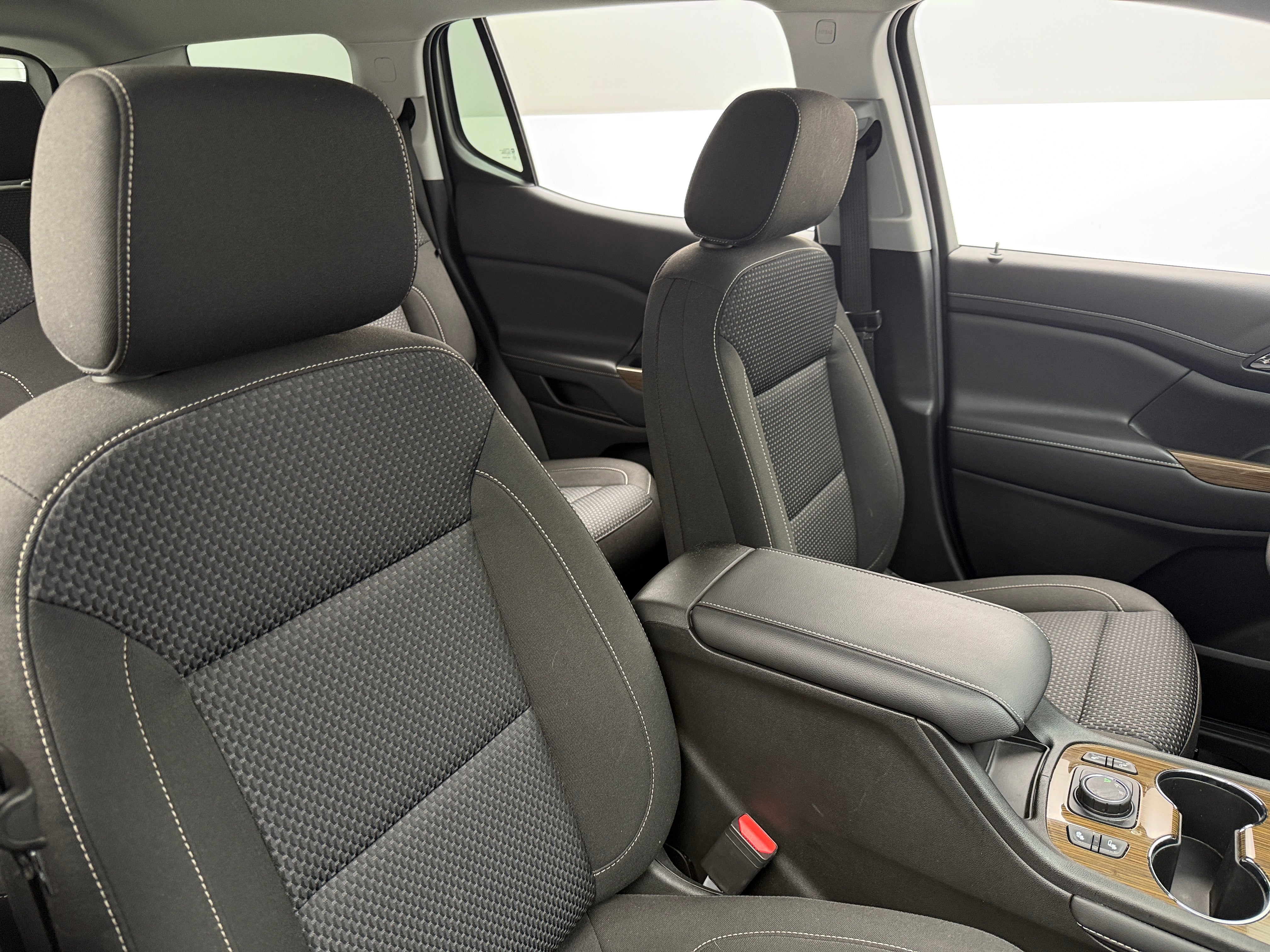 Thumbnail: 2023 GMC Acadia - 2